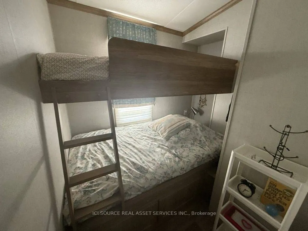 1235 Villiers Line, #CHL034