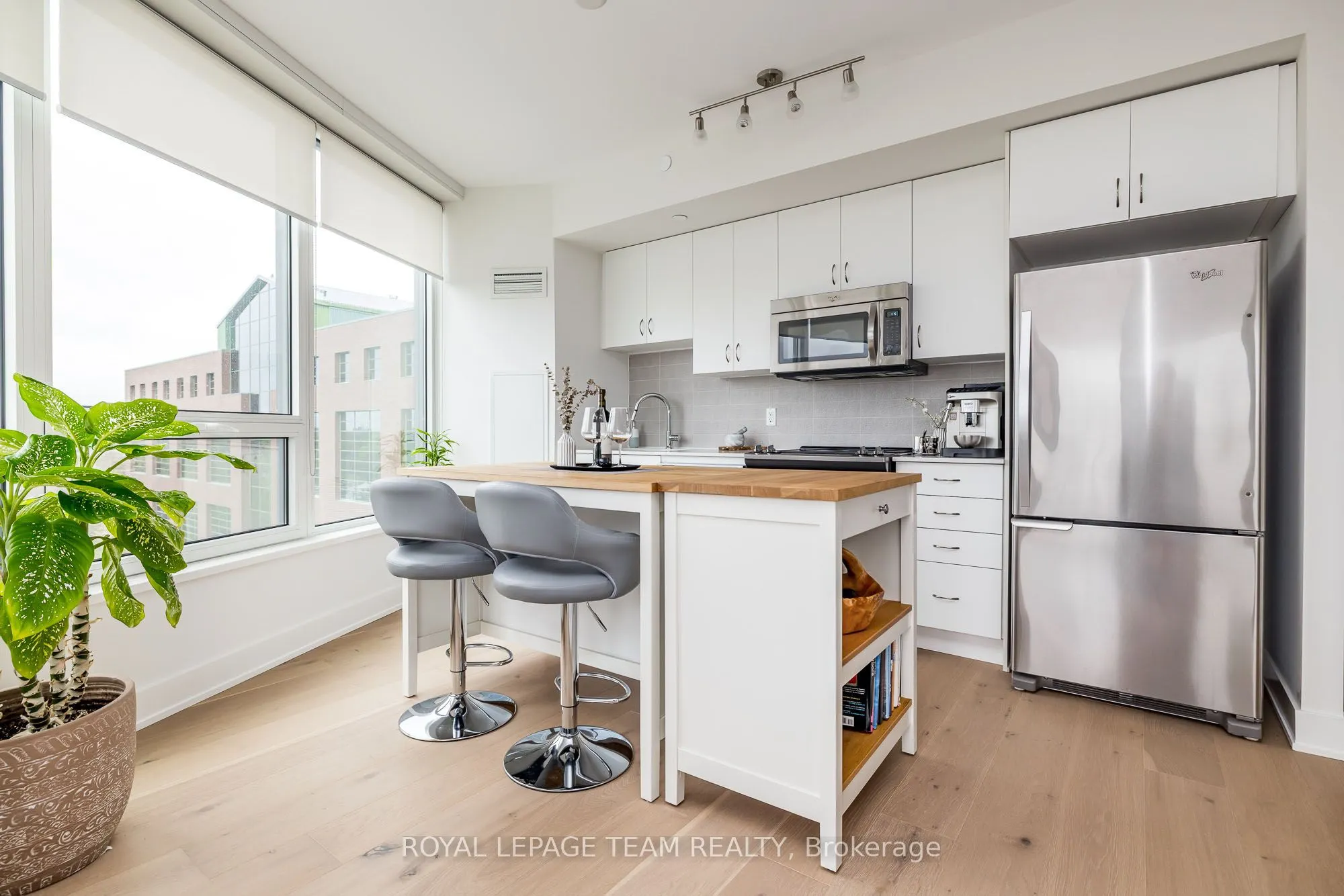 485 Richmond Road, #709