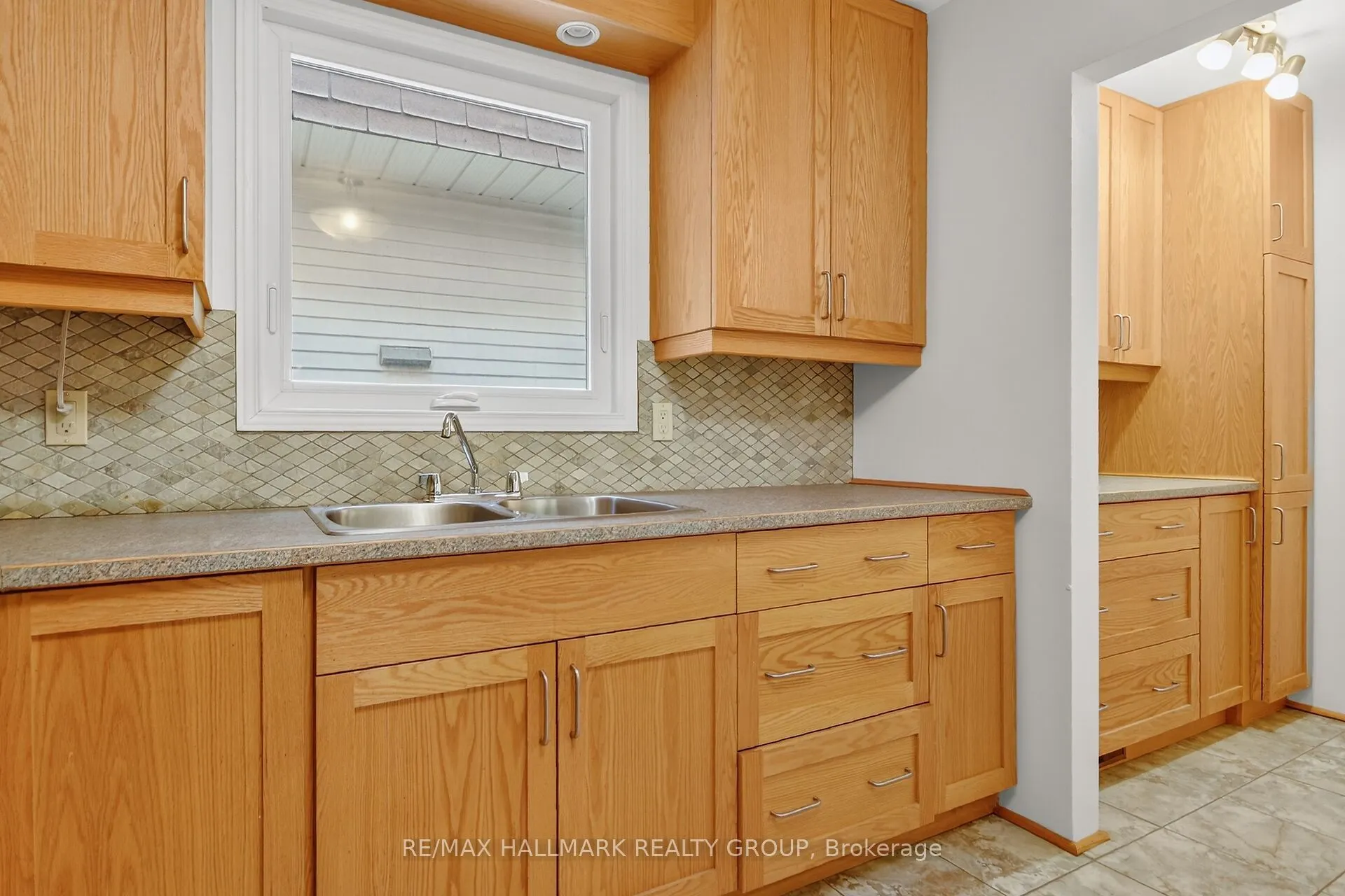 32 Pheasant Run Drive