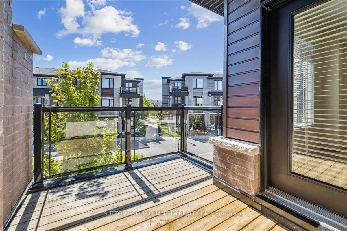 590 North Service Road, #105