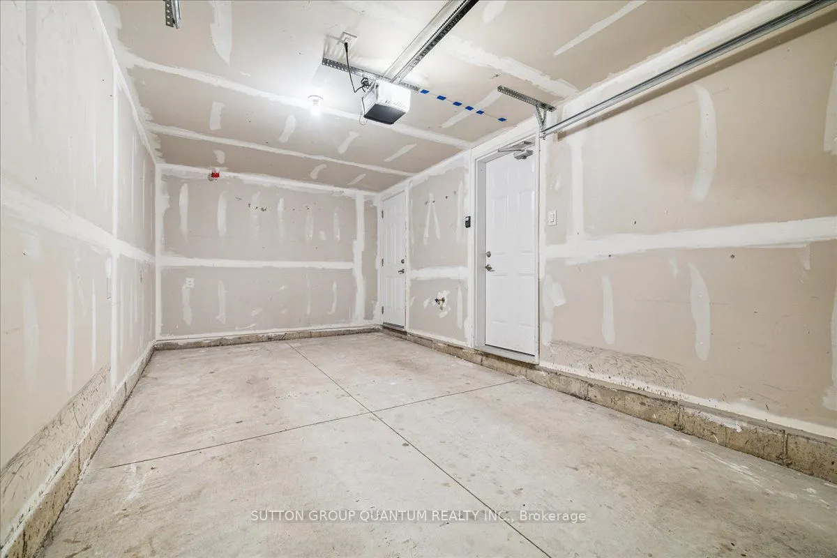 590 North Service Road, #105