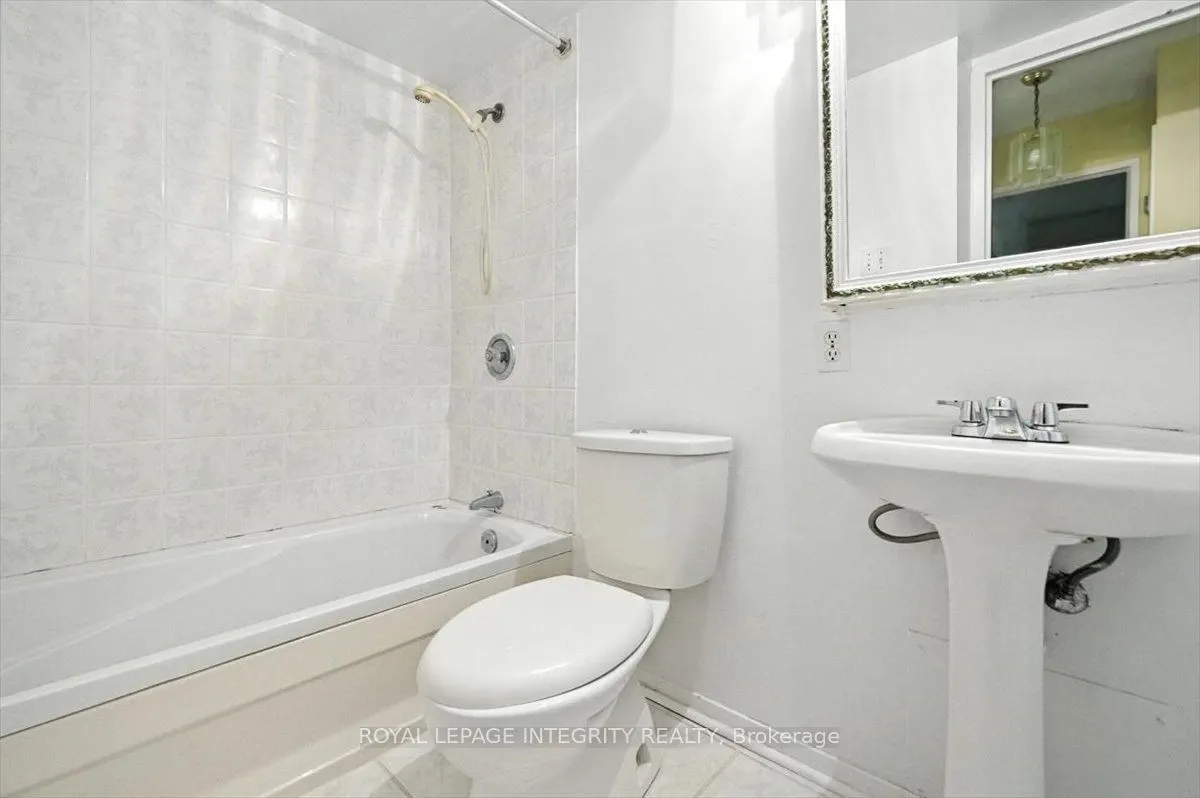 158A McArthur Avenue, #109