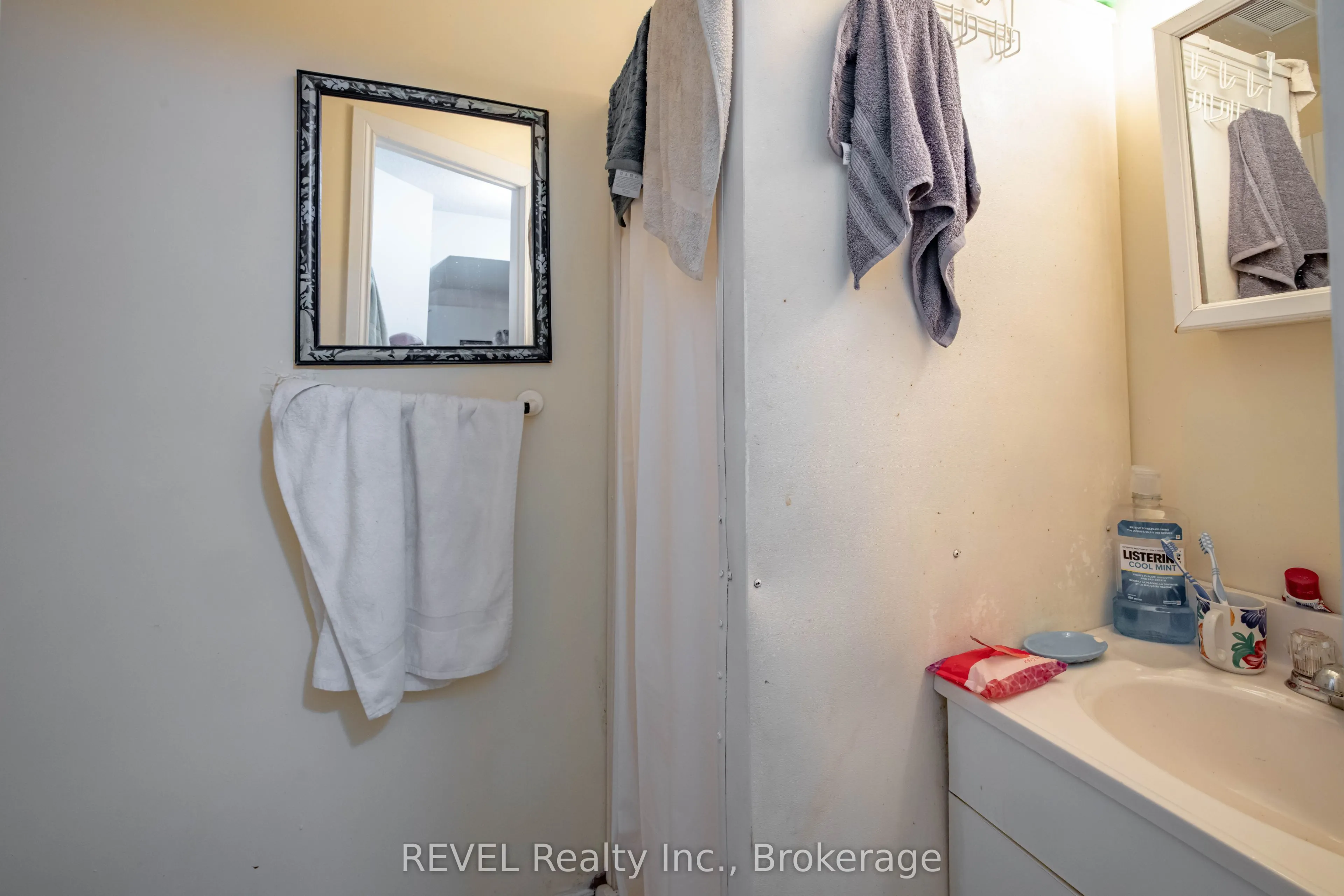 37 Manchester Avenue