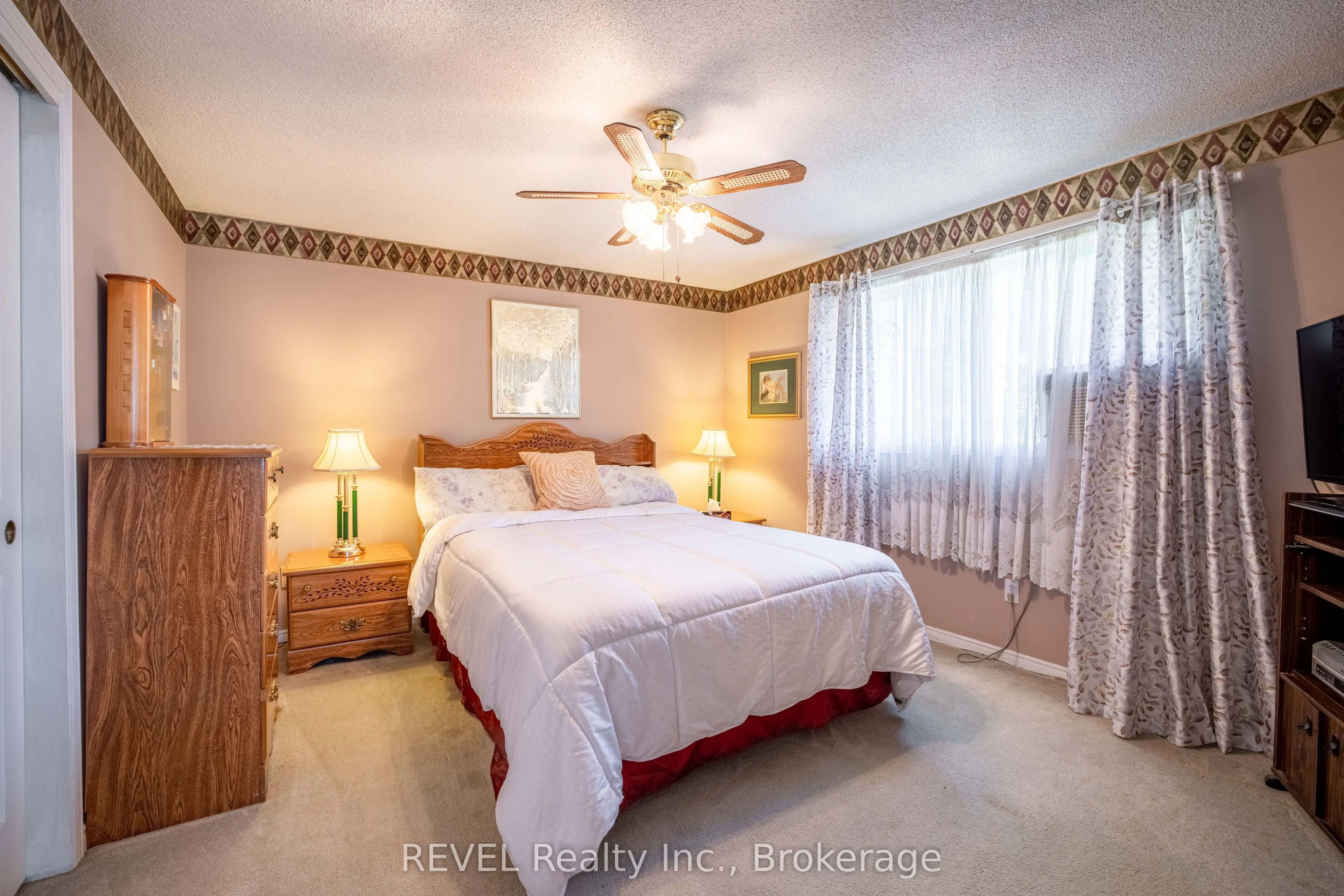 37 Manchester Avenue