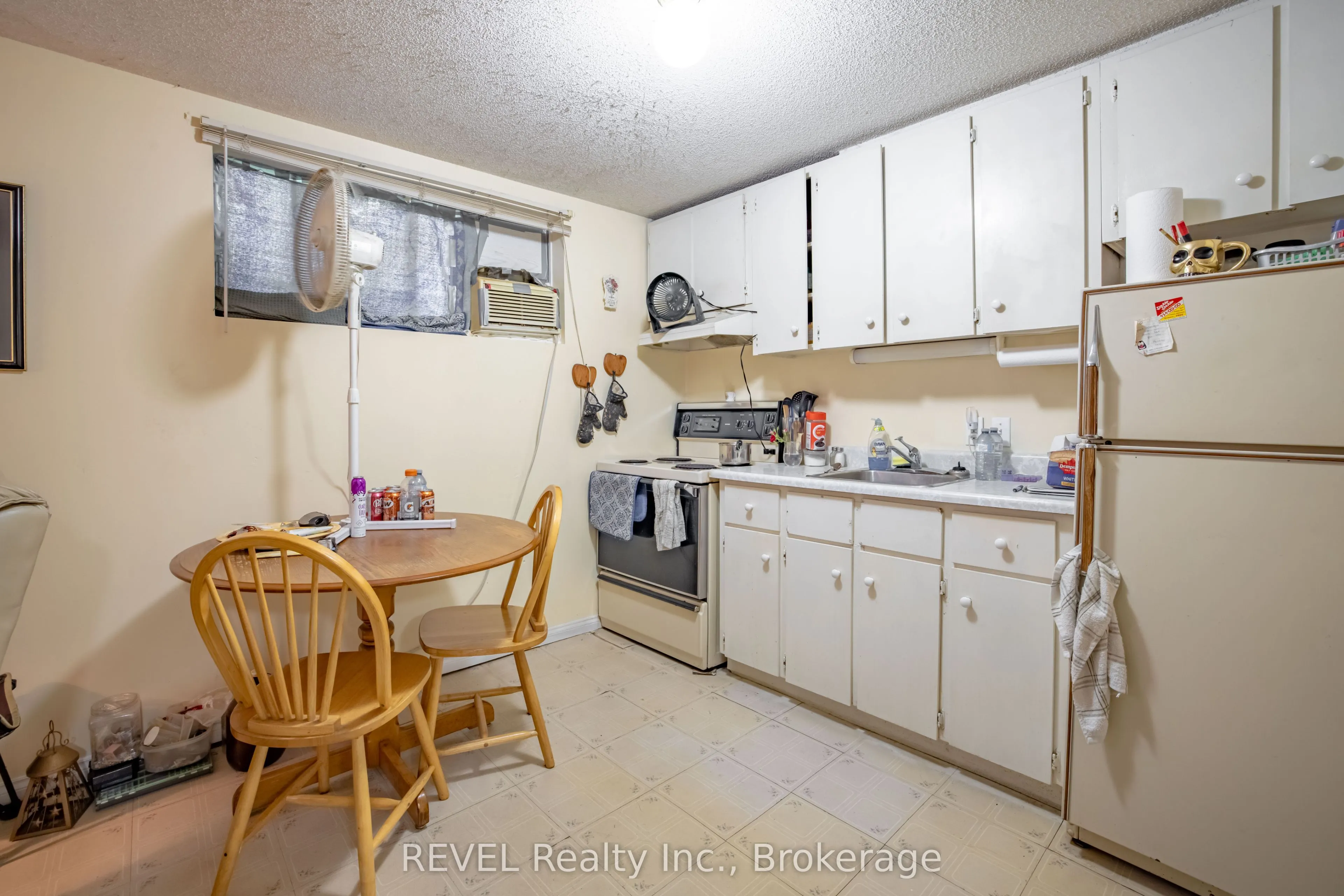 37 Manchester Avenue