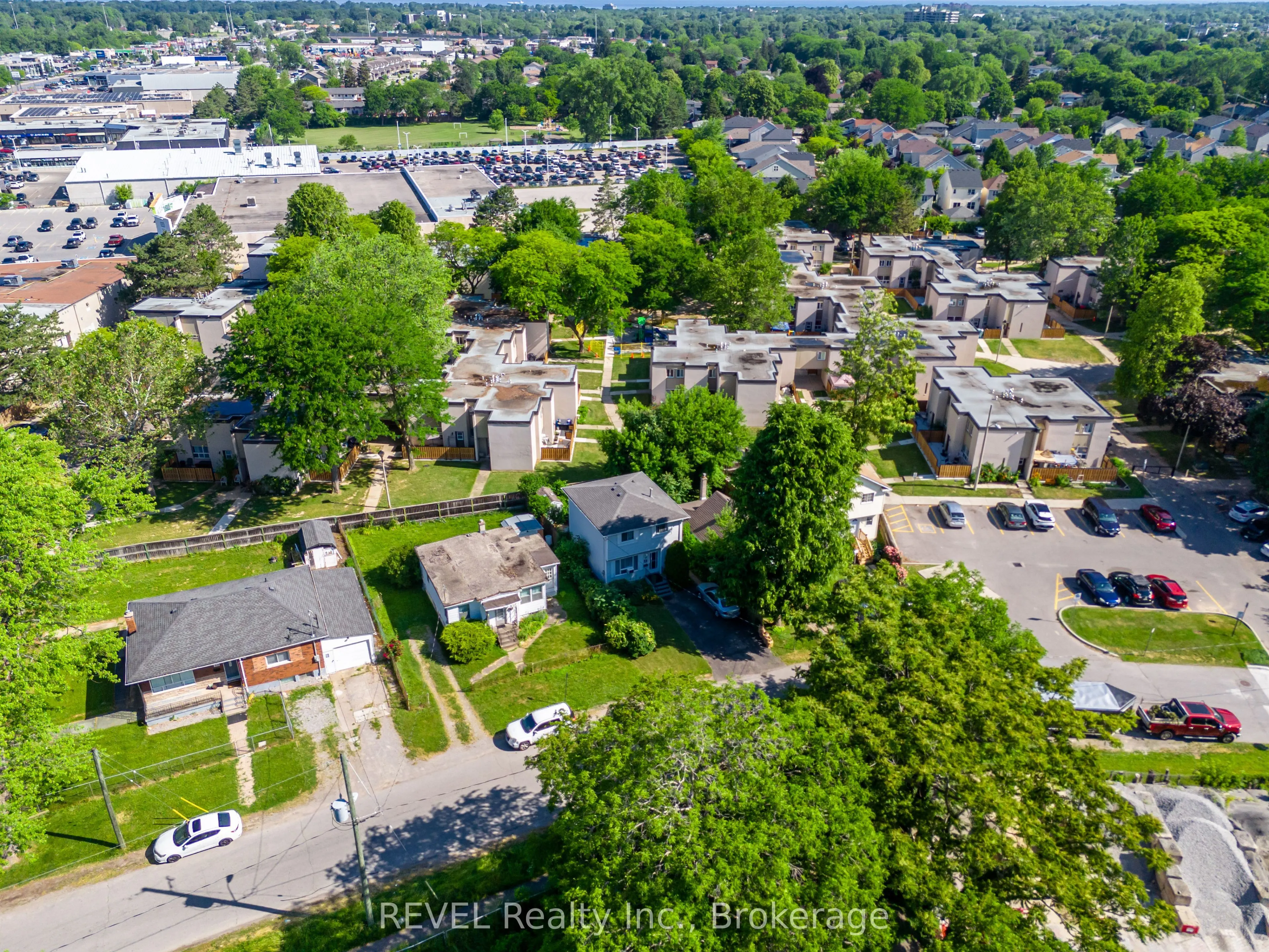 37 Manchester Avenue