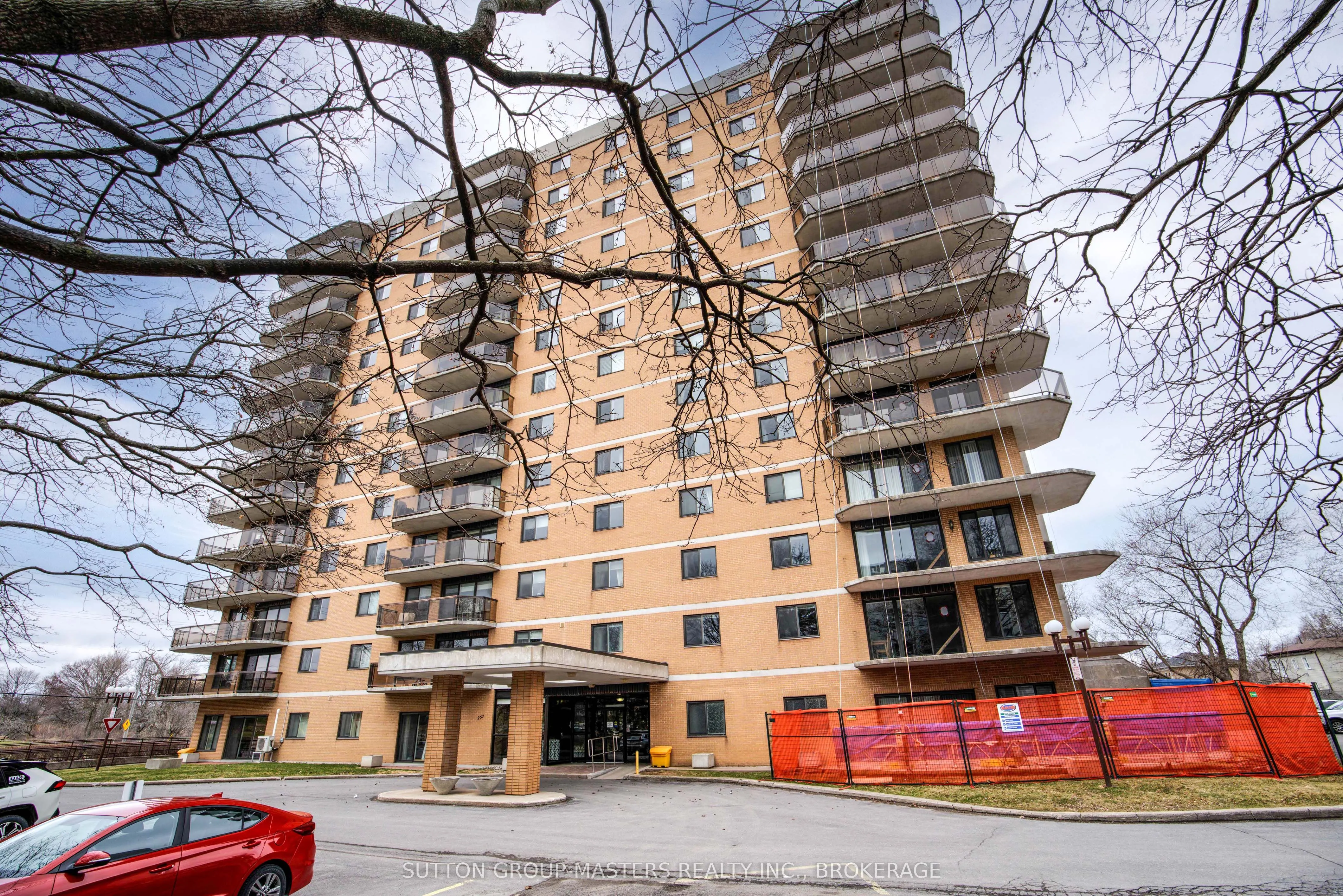 257 Bath Road, #1004