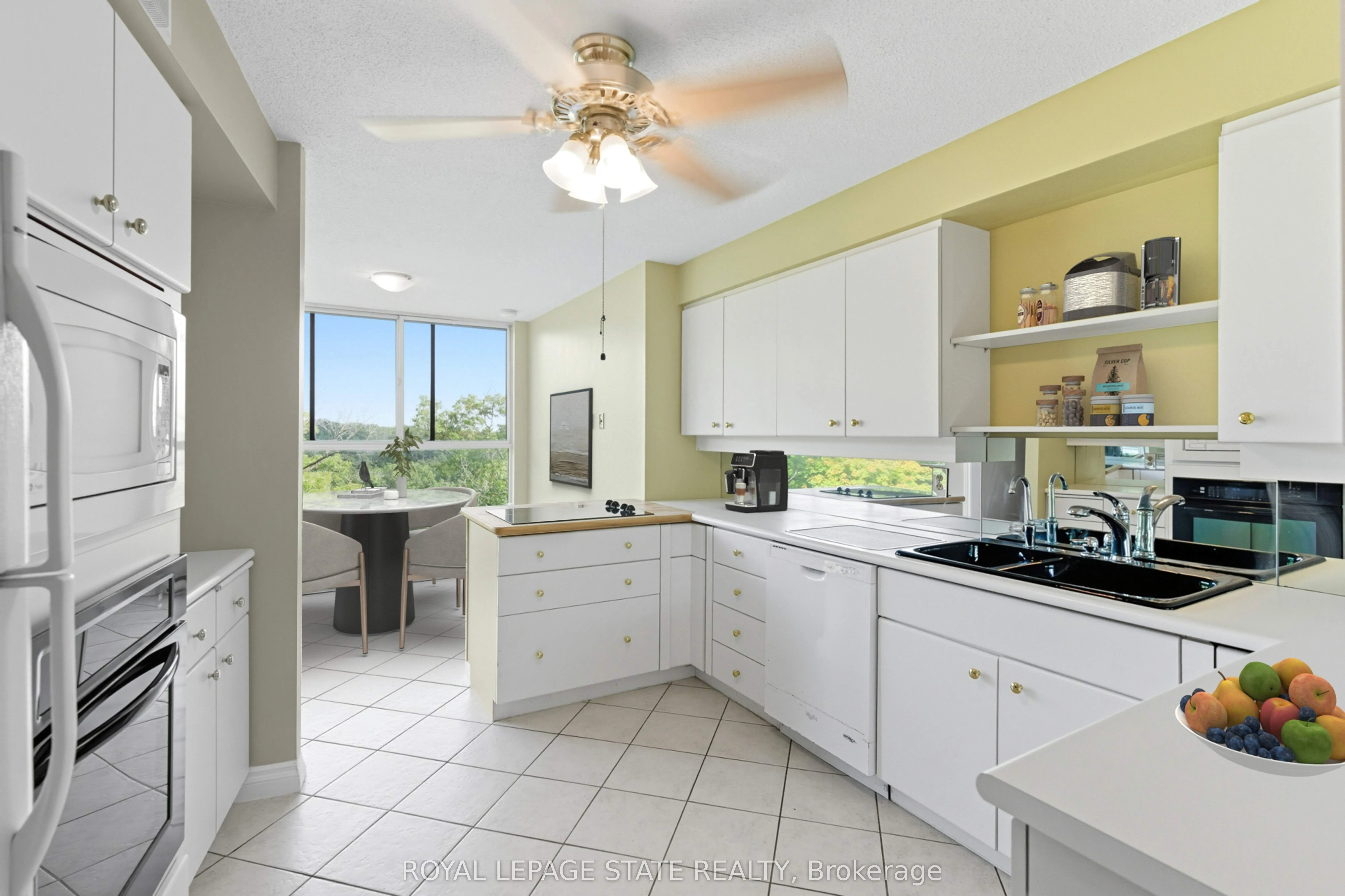 20 Berkley Street, #702