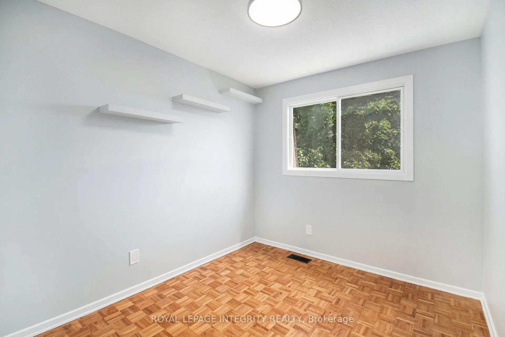 913J Elmsmere Road, #76