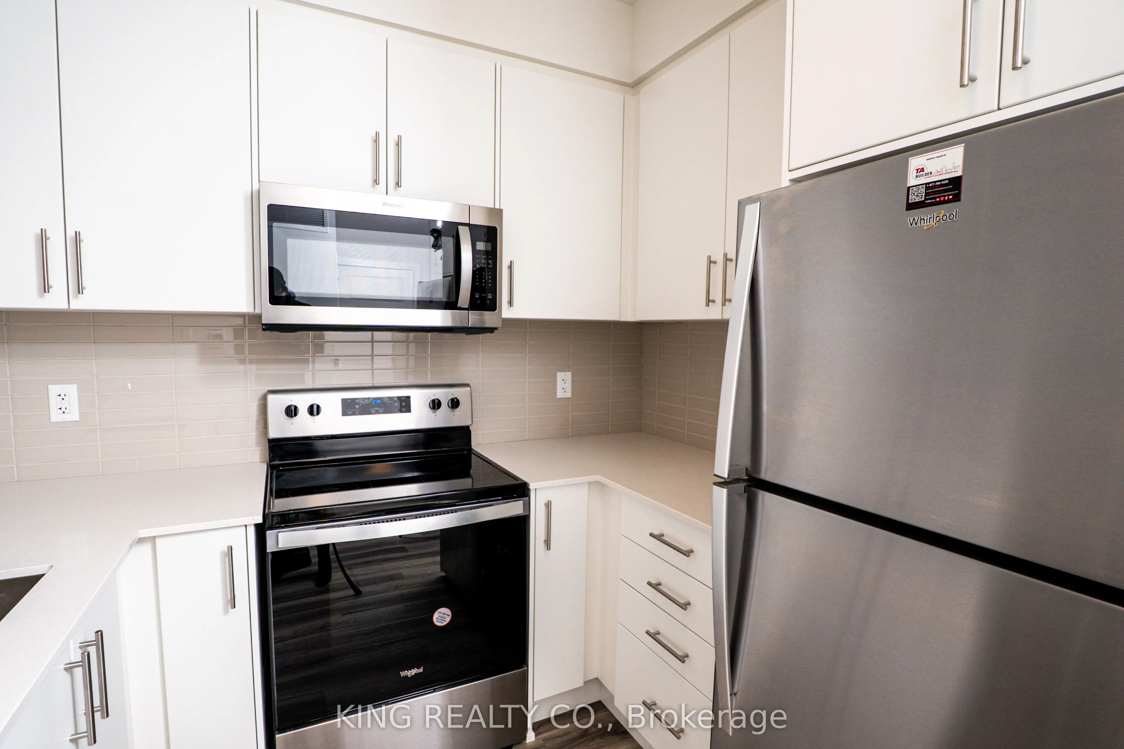 1100 Lackner Pl Place, #204