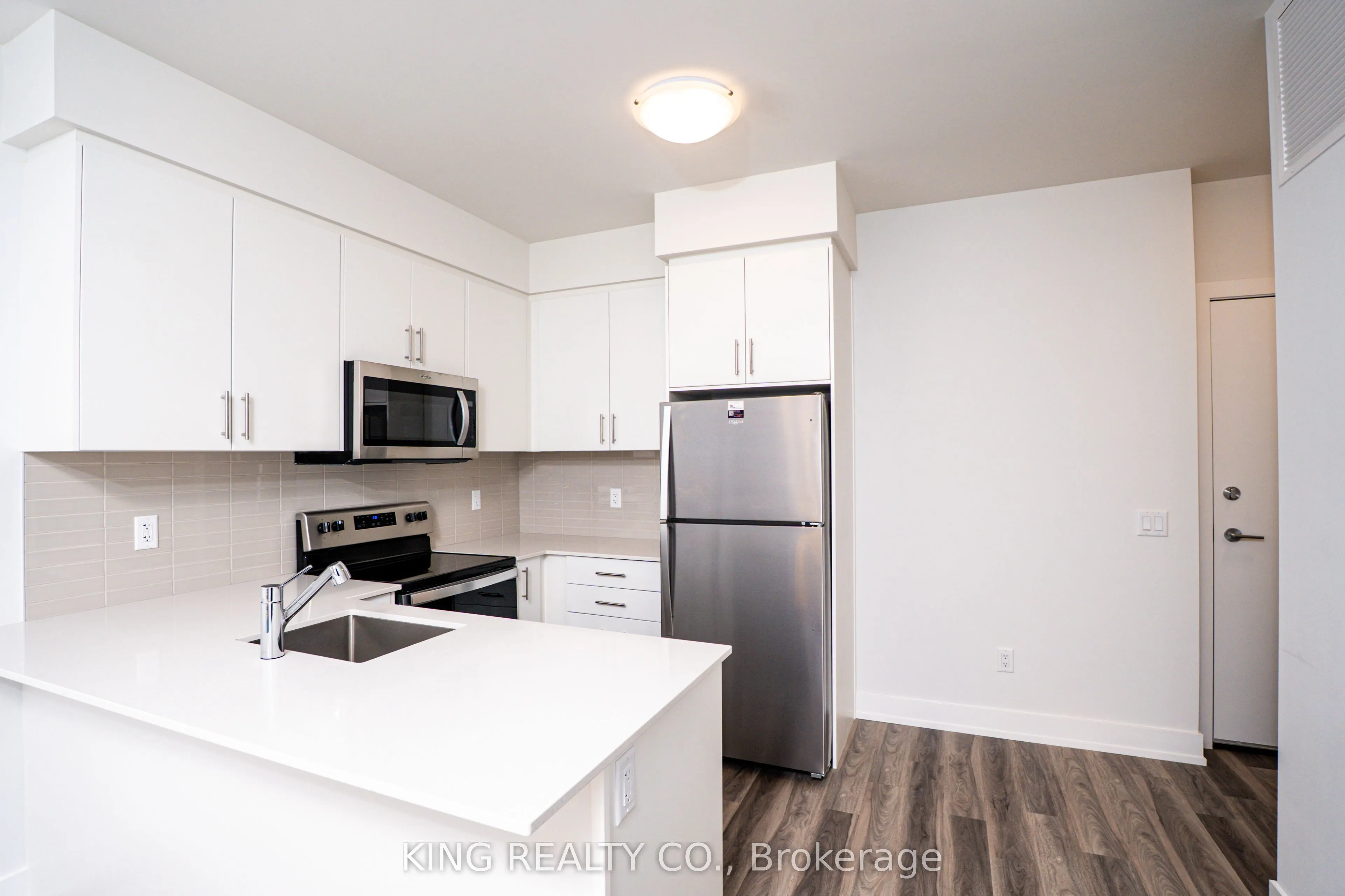 1100 Lackner Pl Place, #204