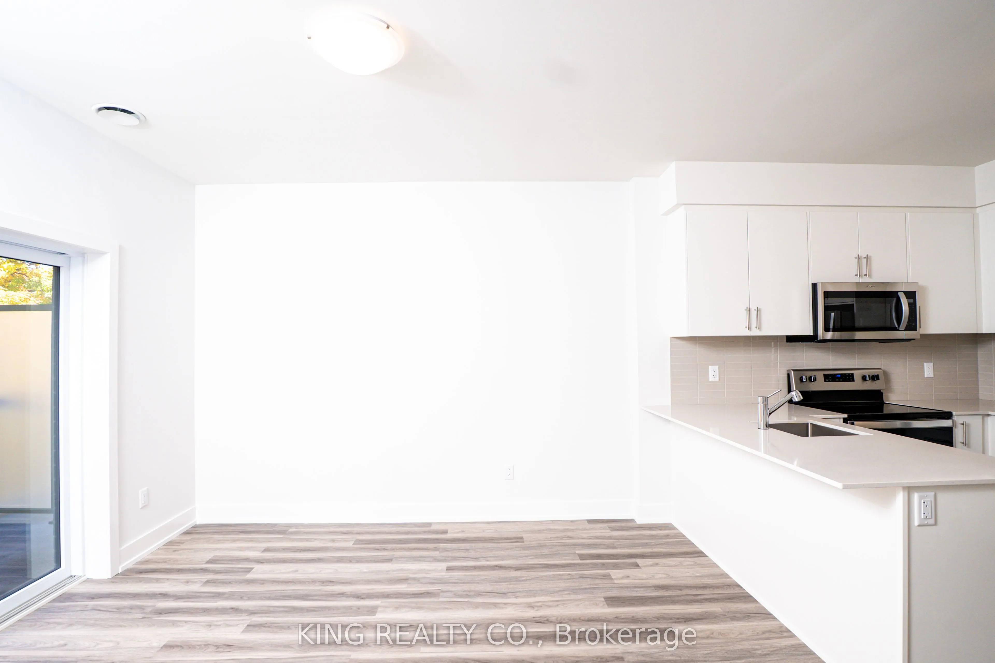 1100 Lackner Pl Place, #204