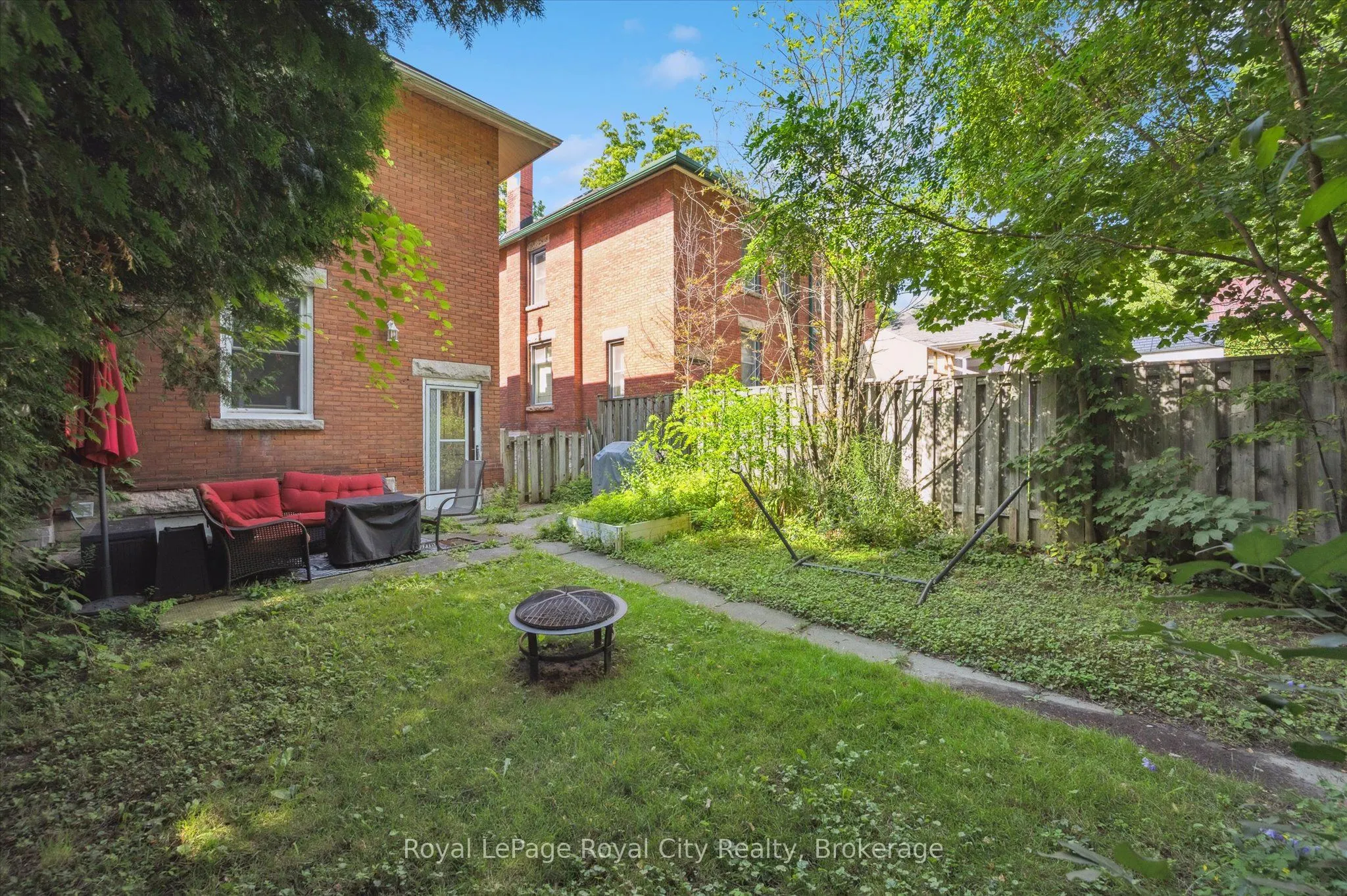 148 Suffolk Street W