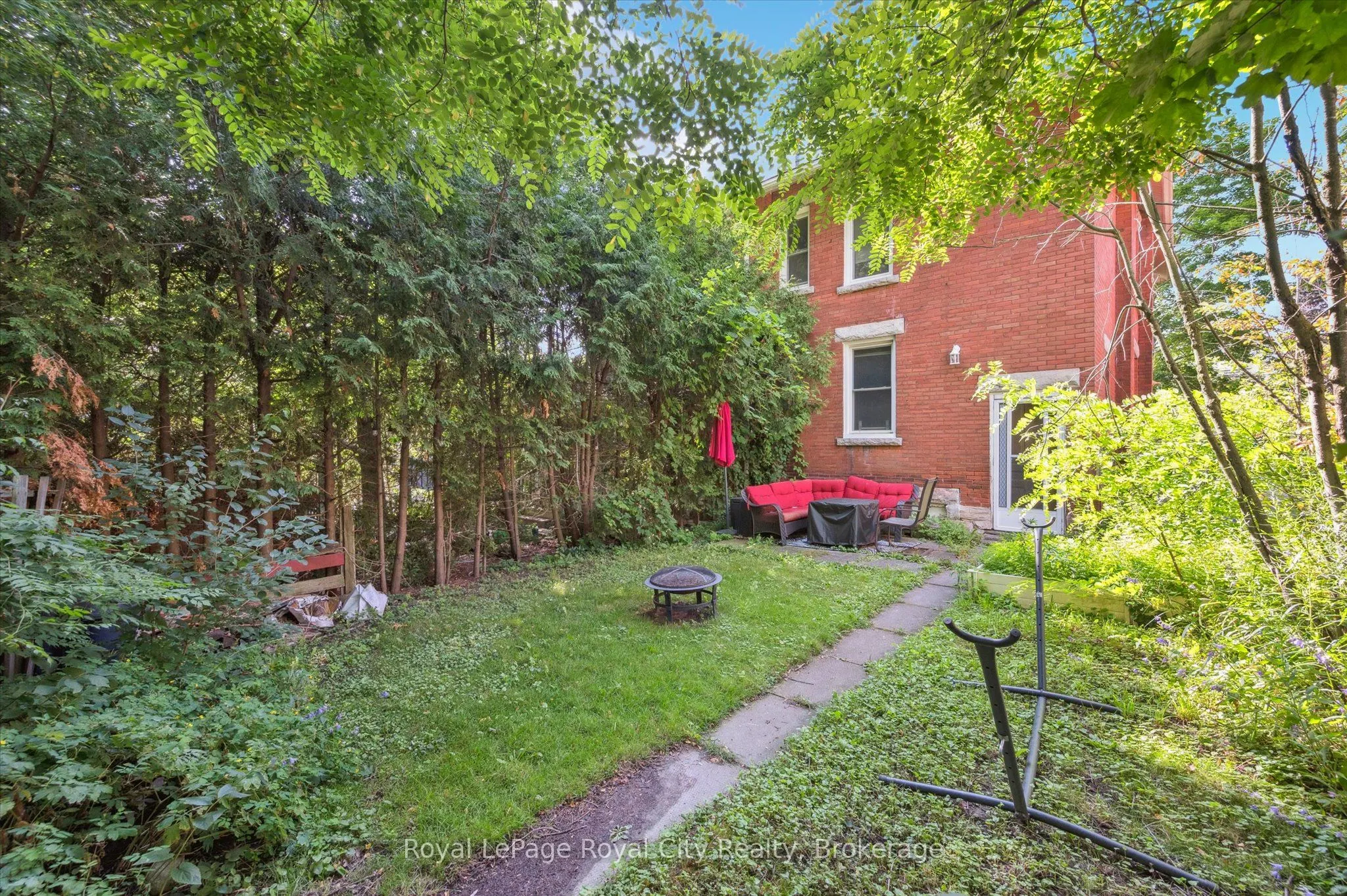 148 Suffolk Street W