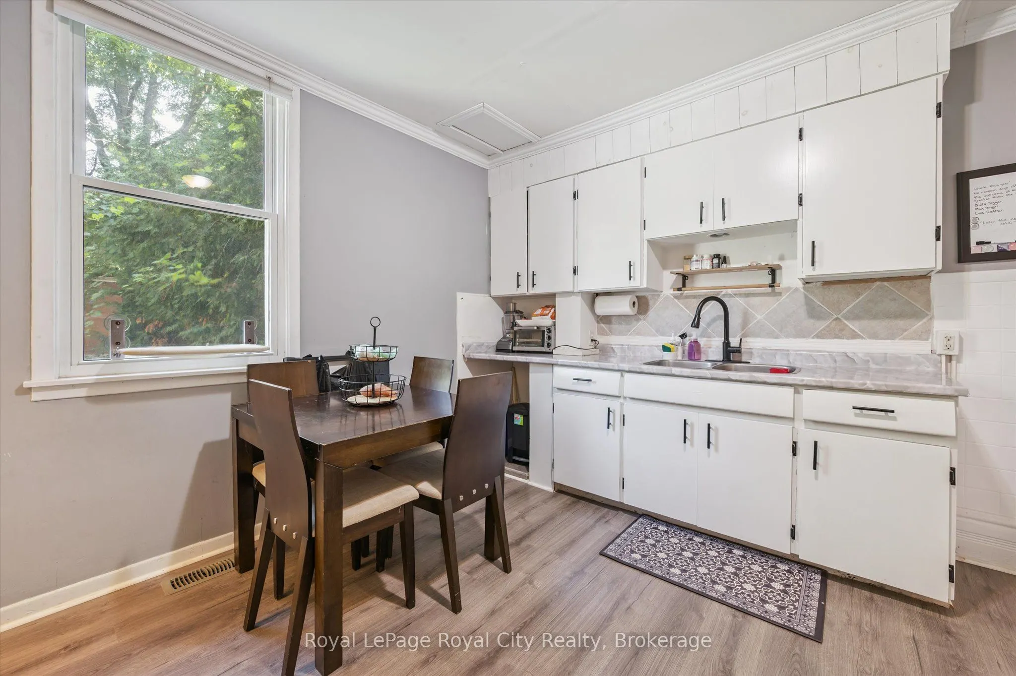 148 Suffolk Street W