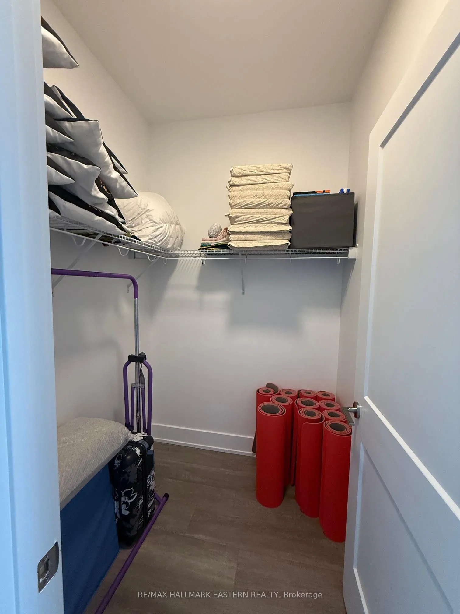 19 West Street N, #4