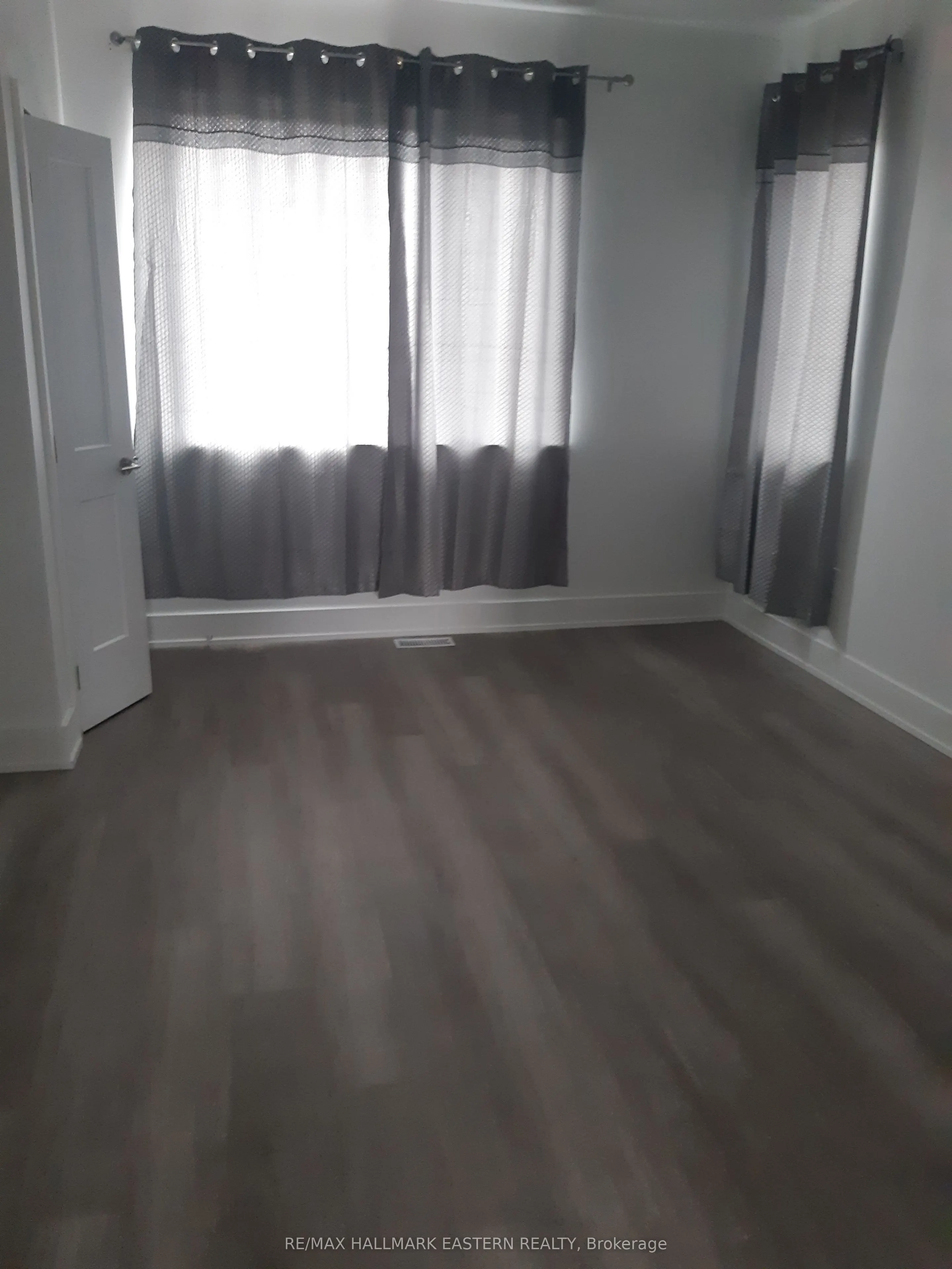 19 West Street N, #4