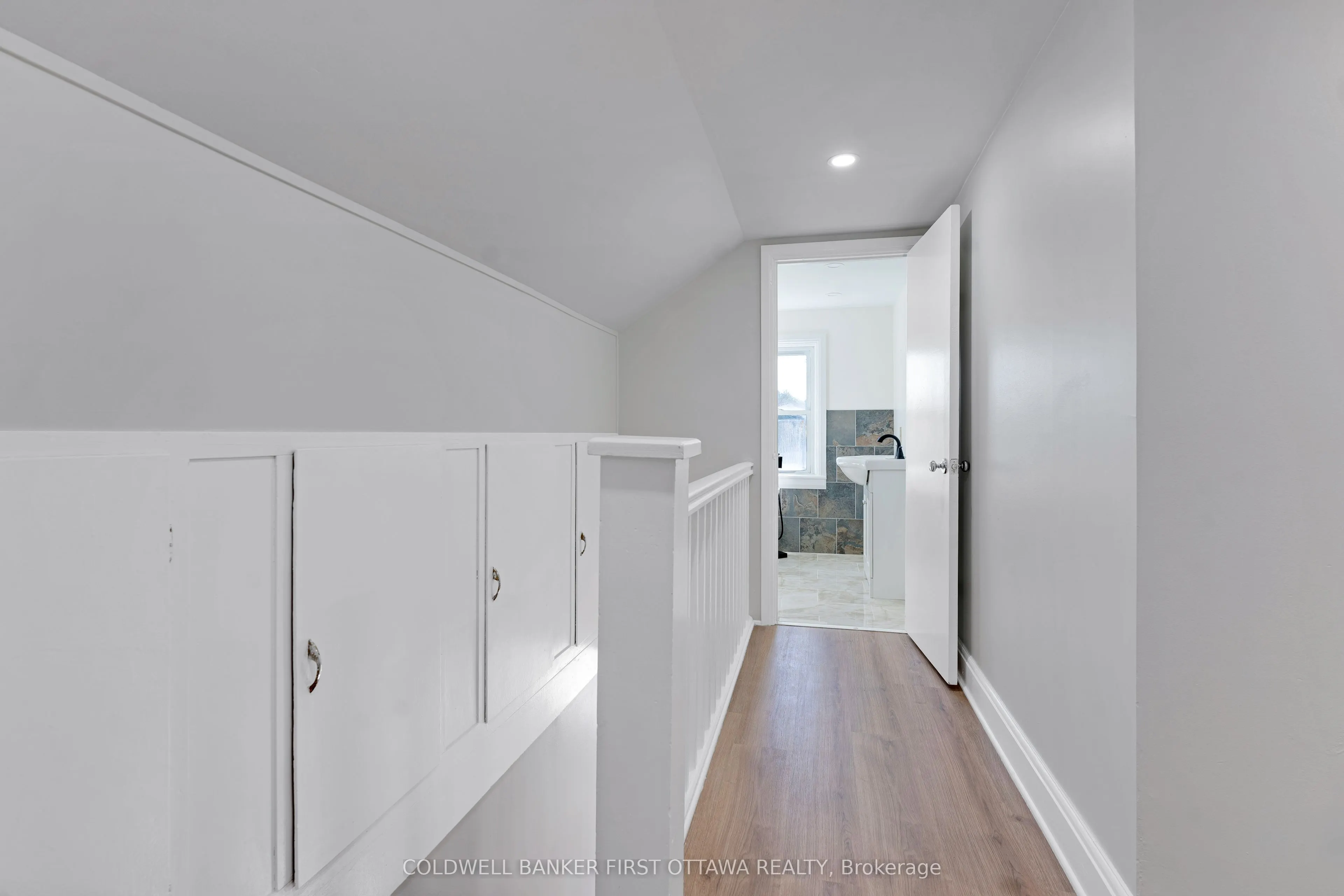 3004 Rideau Ferry Road