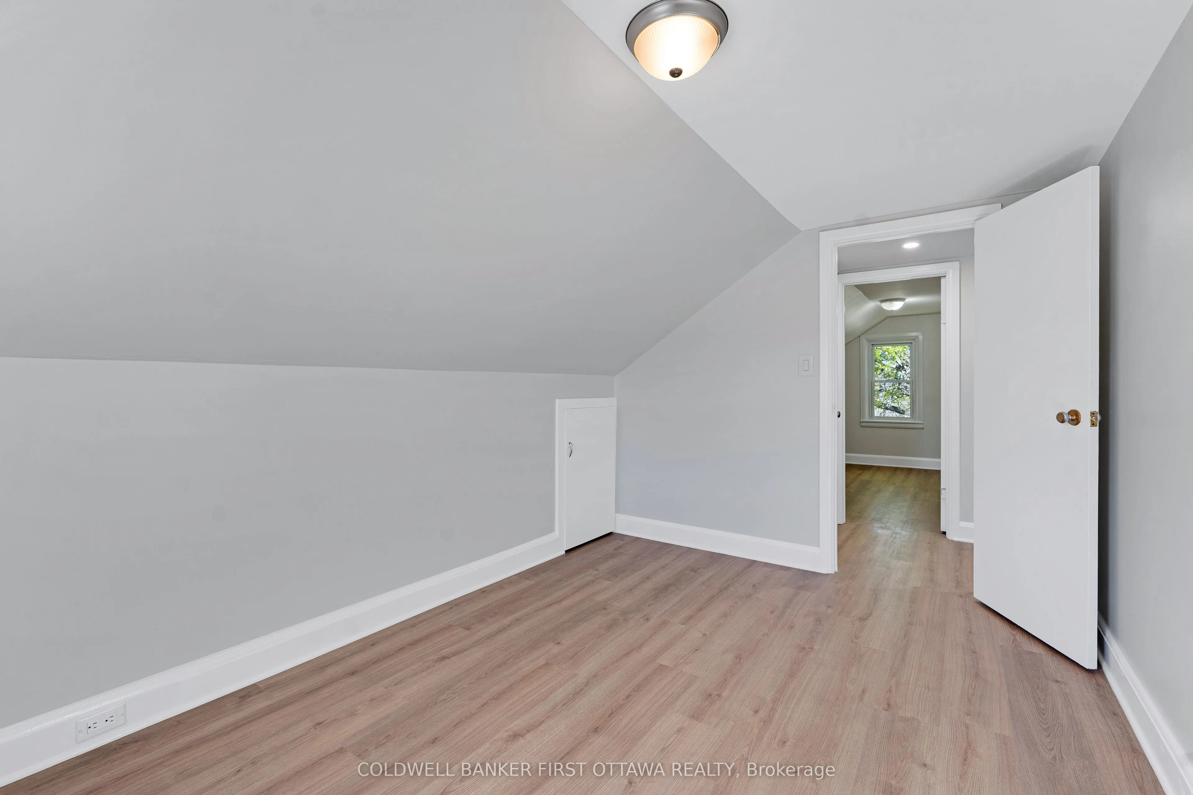 3004 Rideau Ferry Road