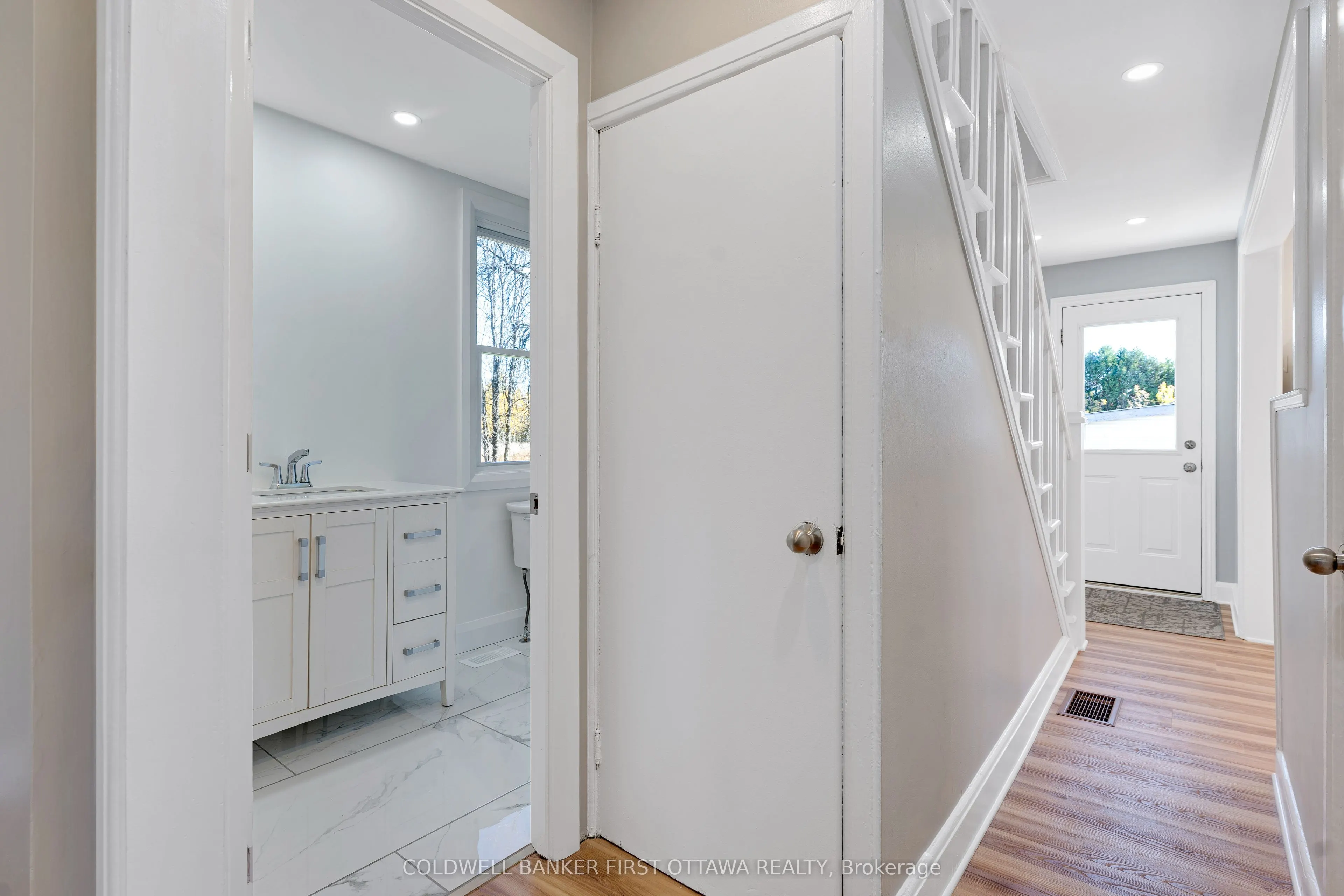 3004 Rideau Ferry Road