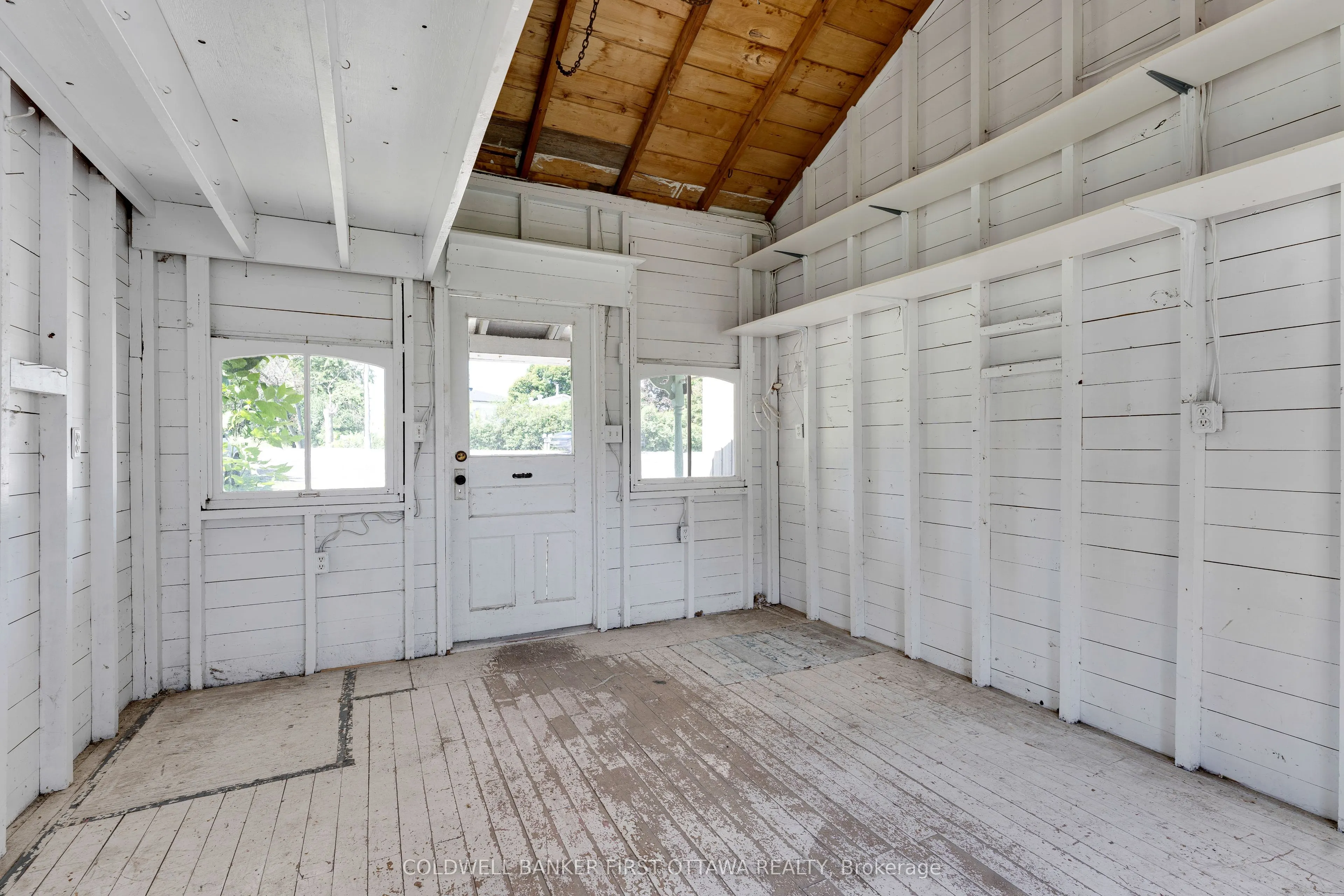 3004 Rideau Ferry Road