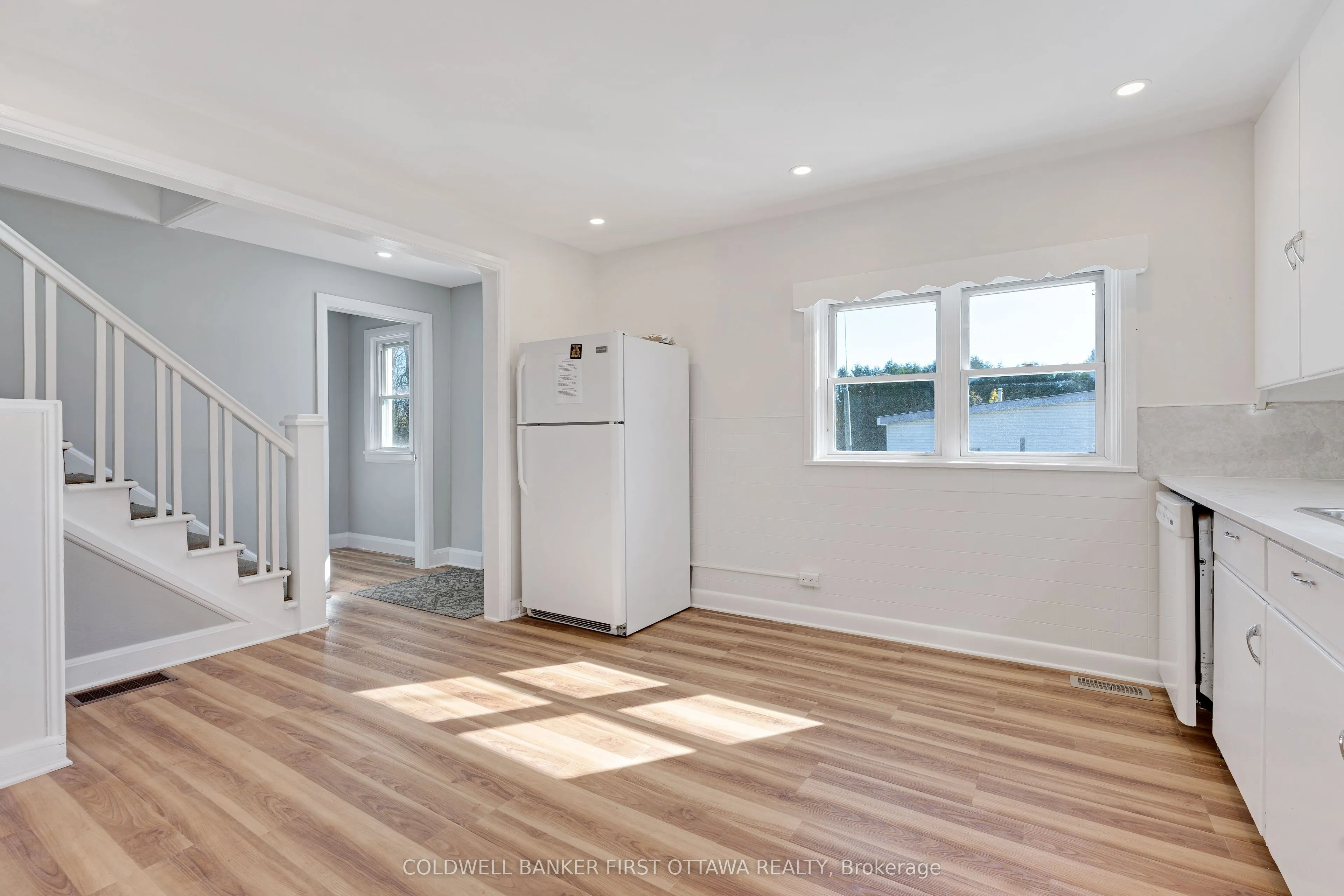 3004 Rideau Ferry Road