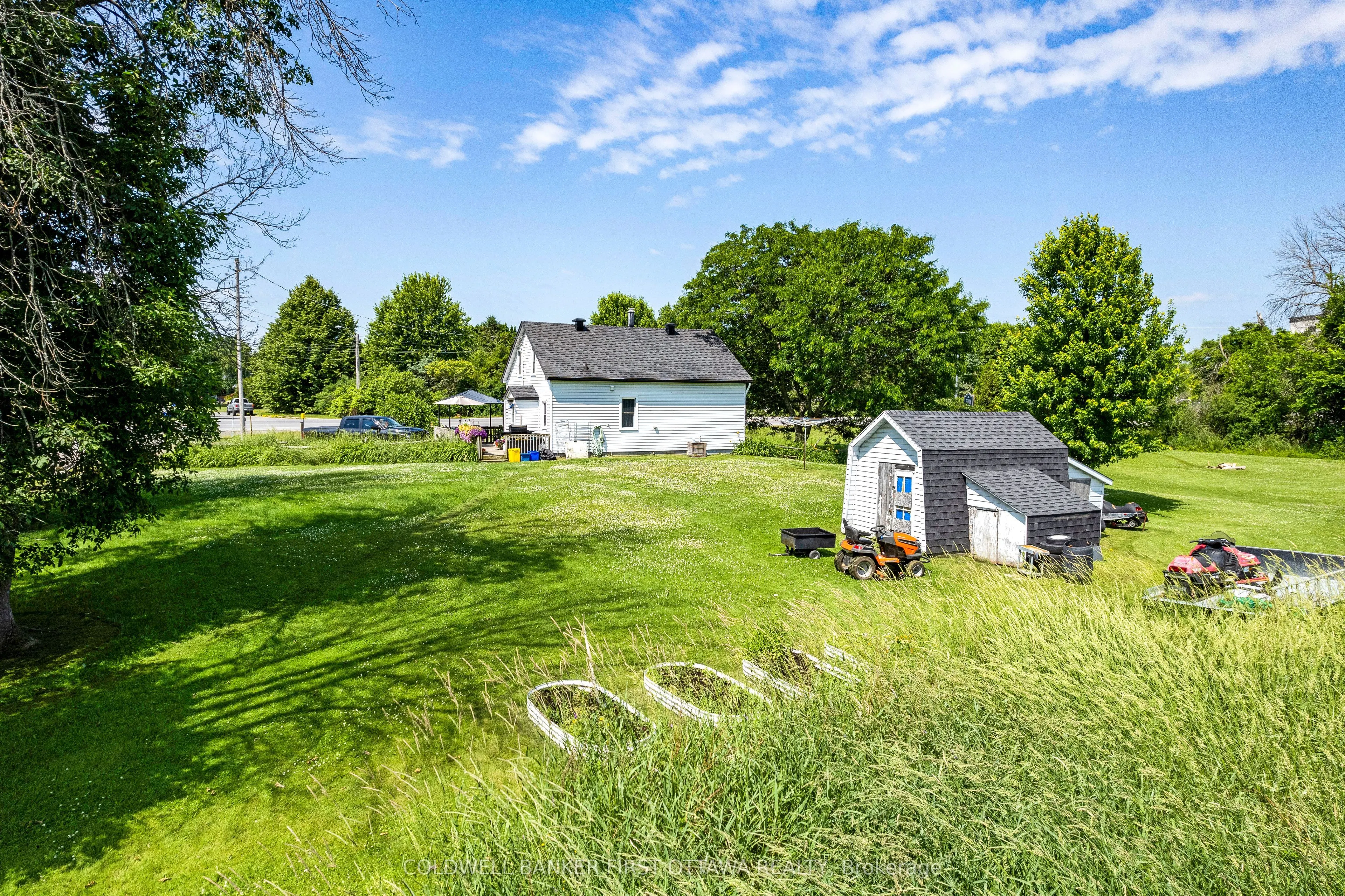 3004 Rideau Ferry Road