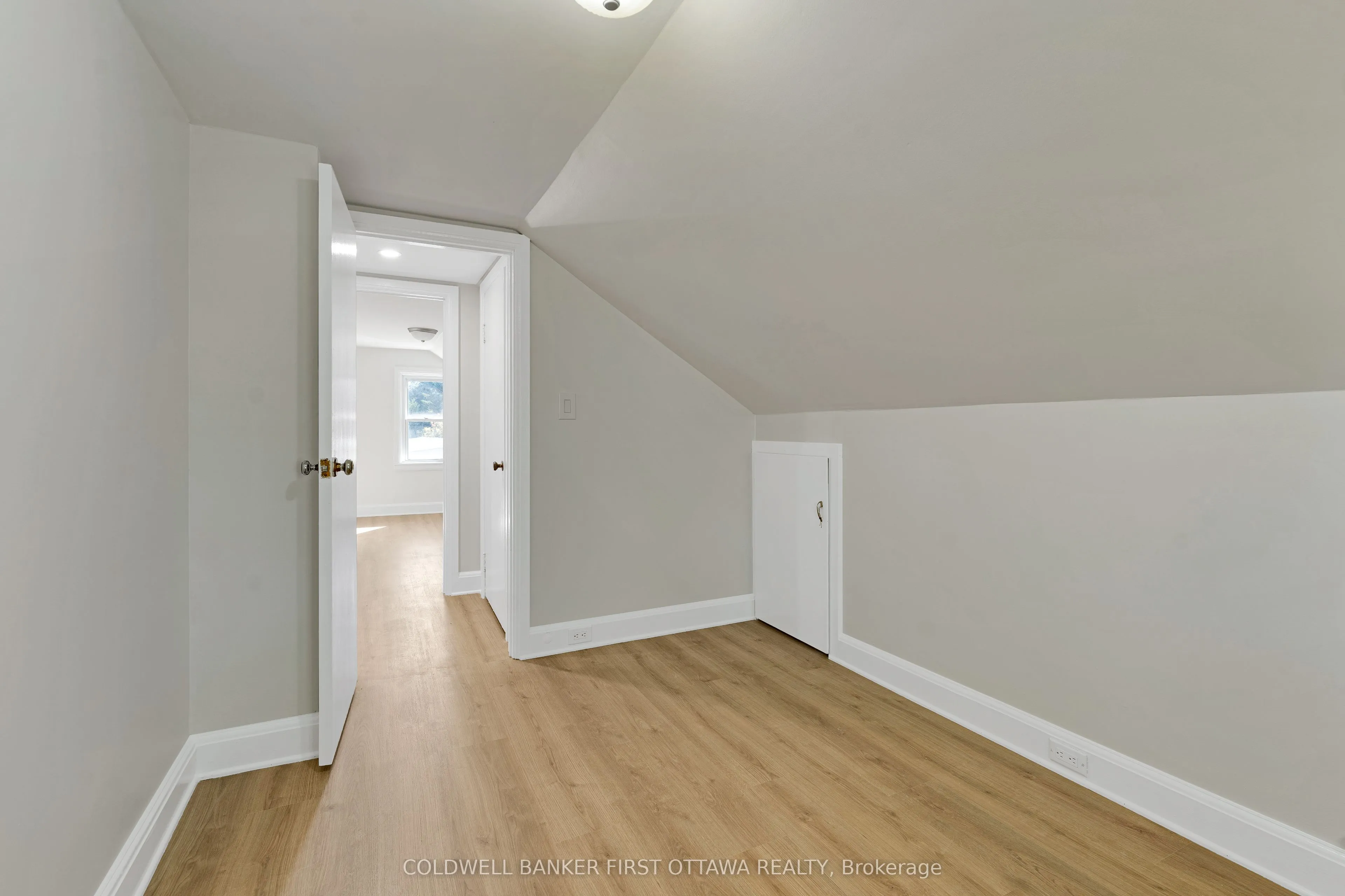 3004 Rideau Ferry Road