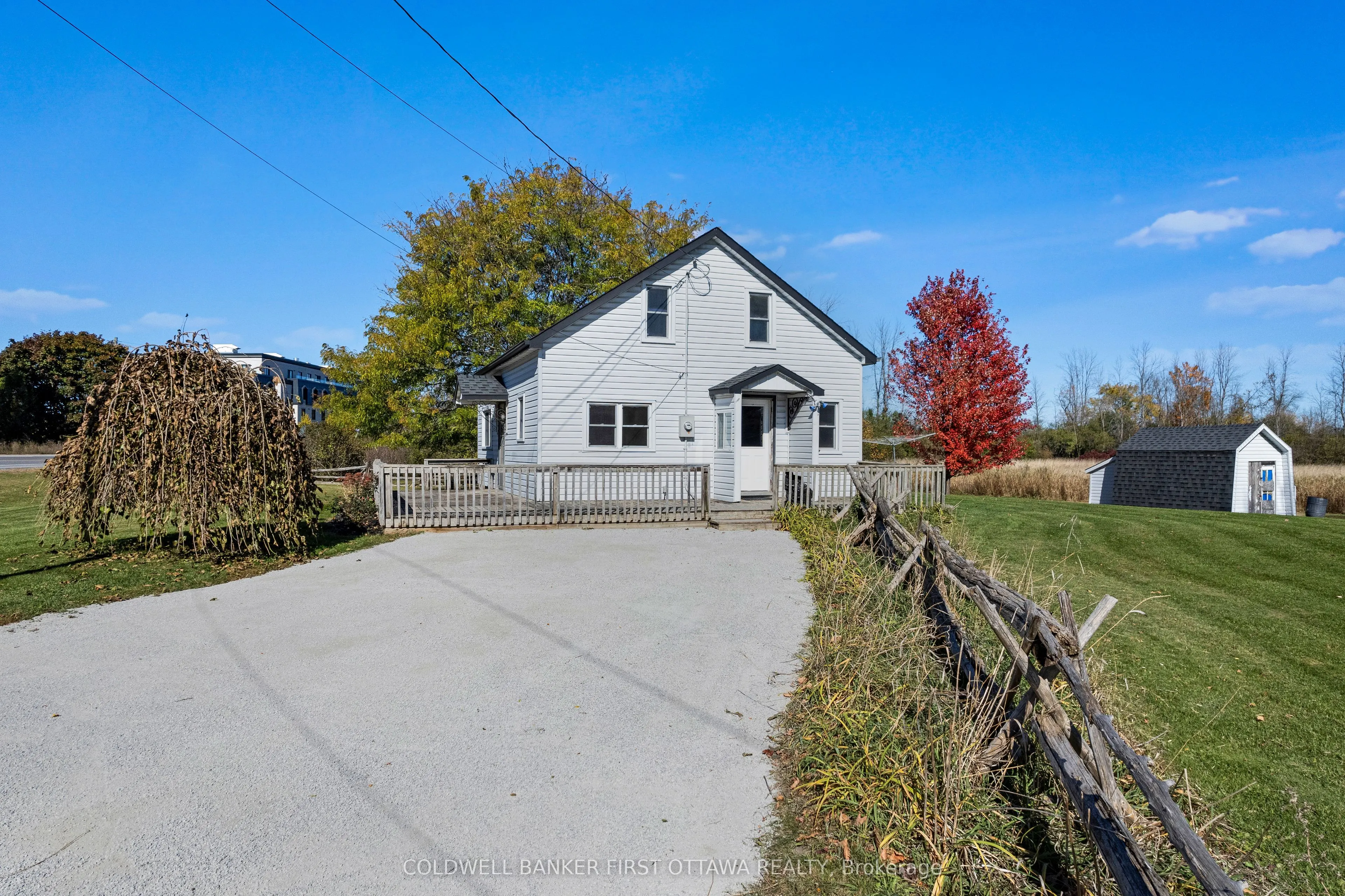3004 Rideau Ferry Road