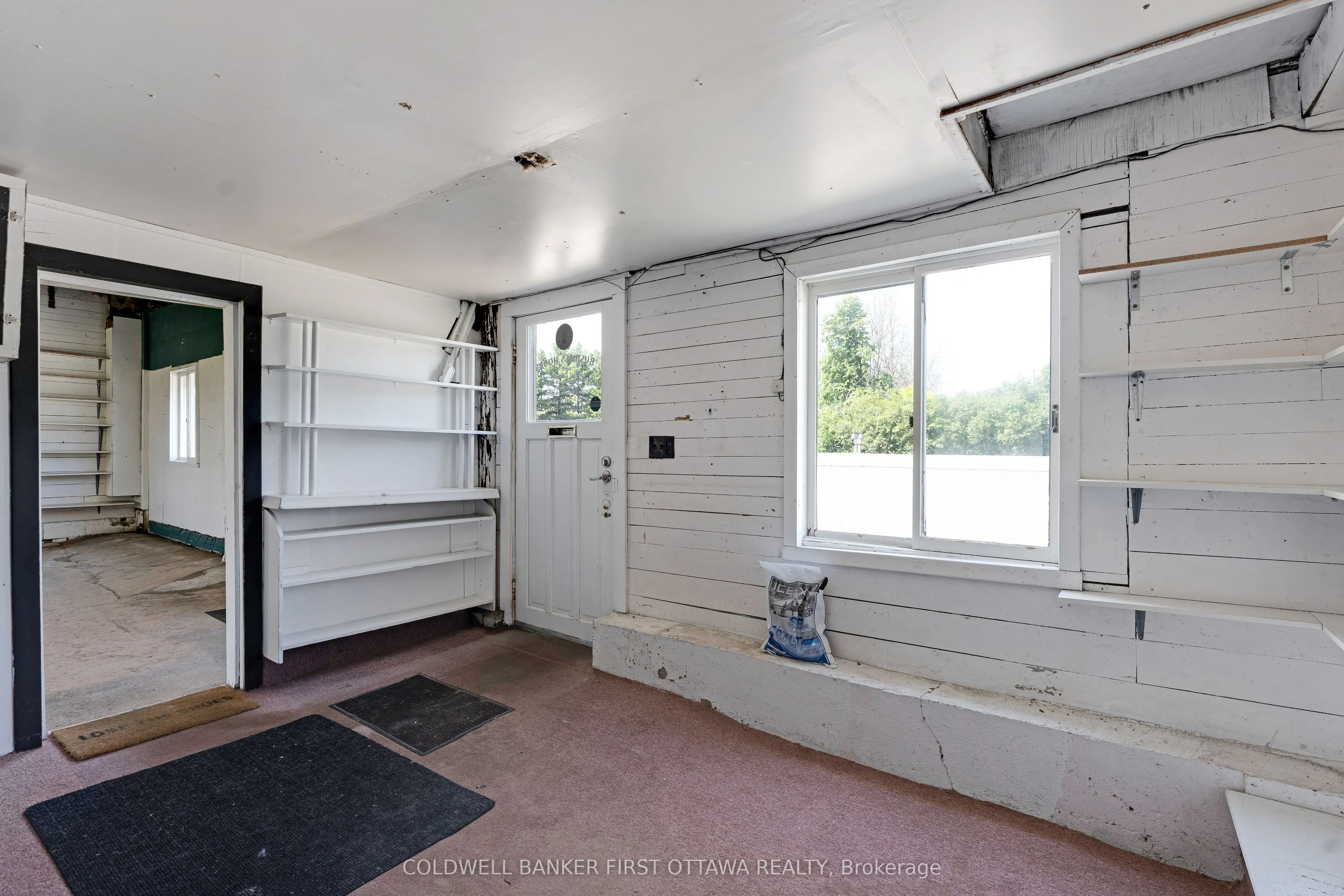 3004 Rideau Ferry Road