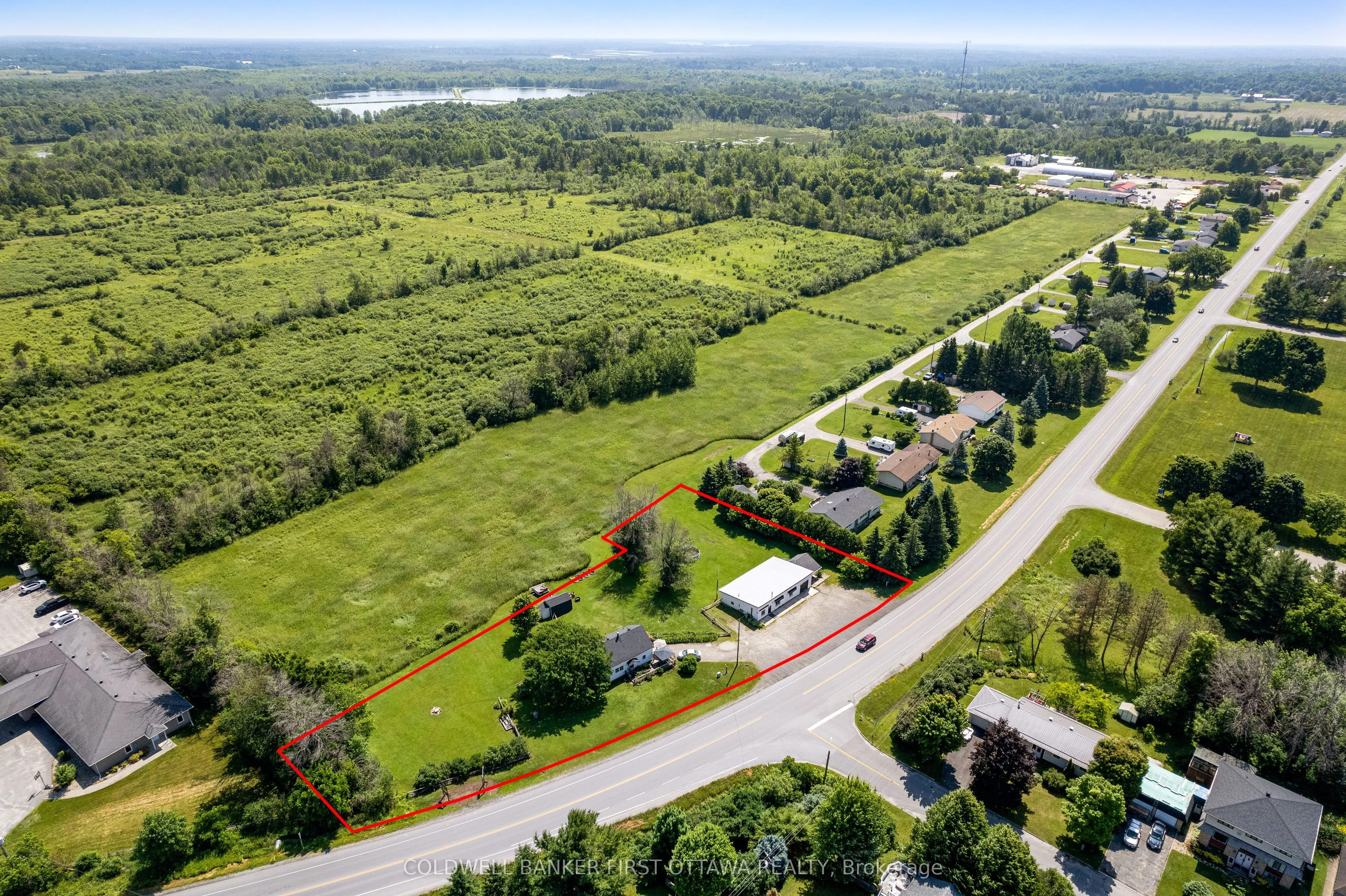 3004 Rideau Ferry Road