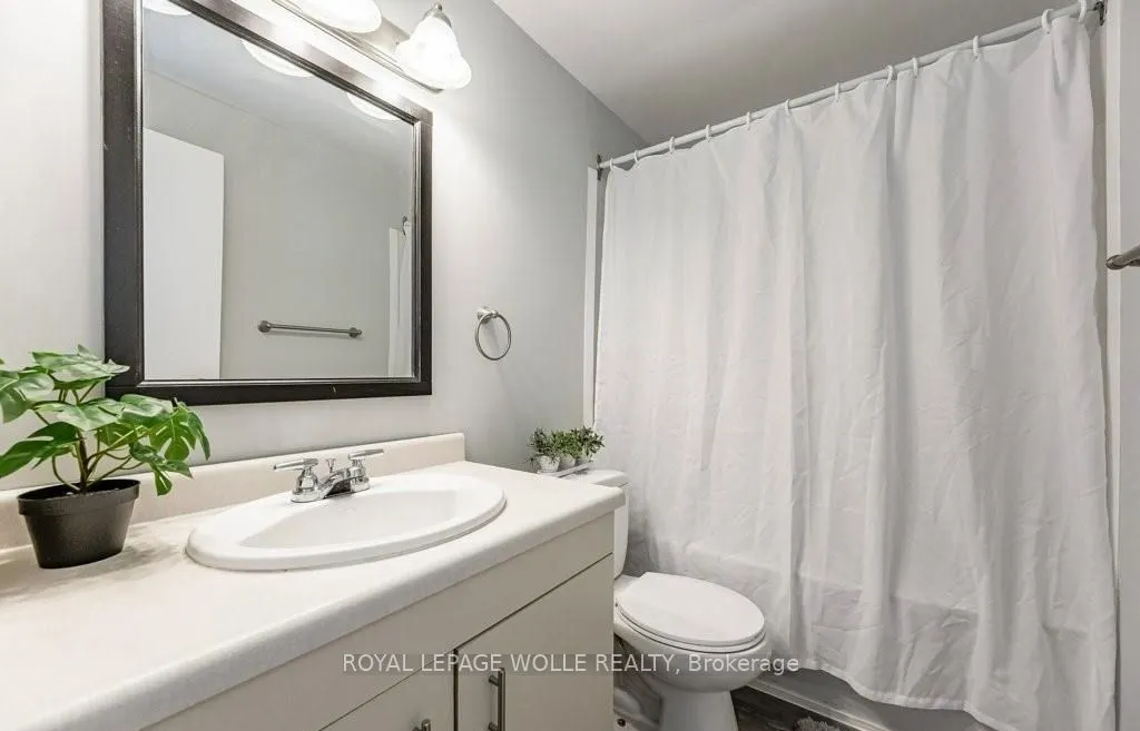 60 George Street, #B