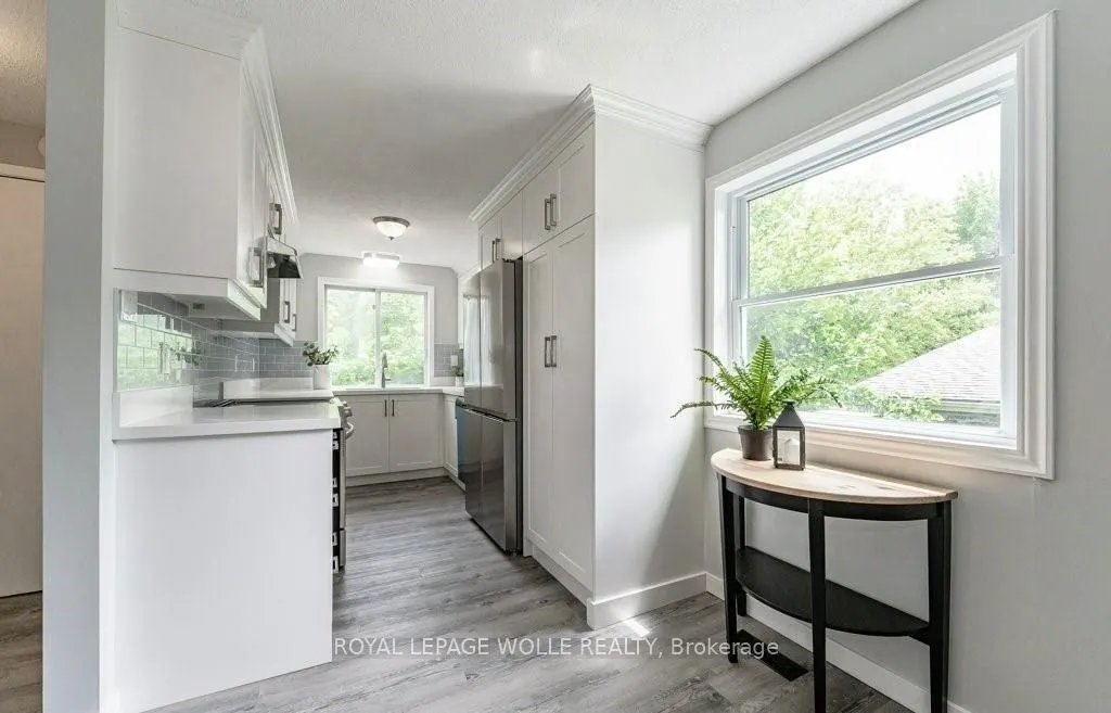 60 George Street, #B