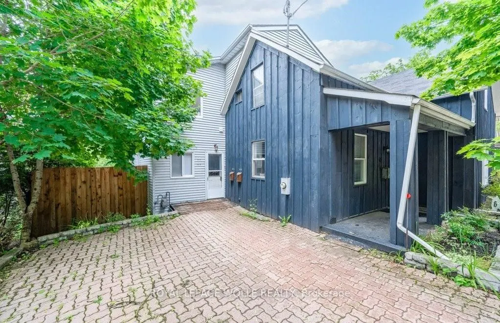 60 George Street, #B