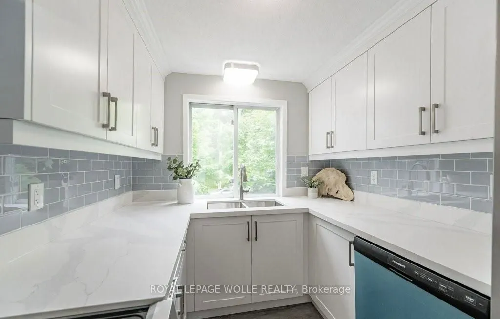 60 George Street, #B