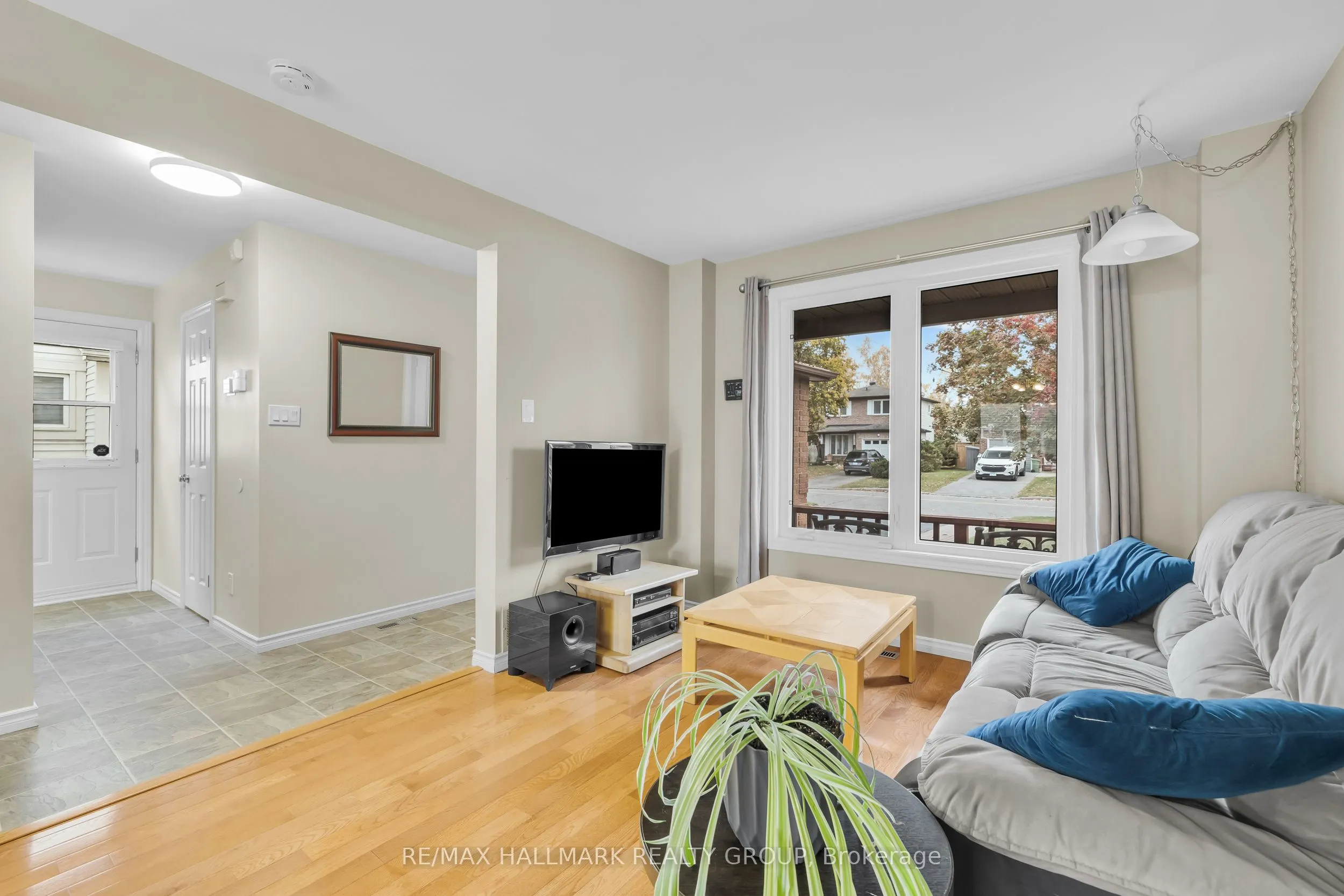 336 McEachern Crescent