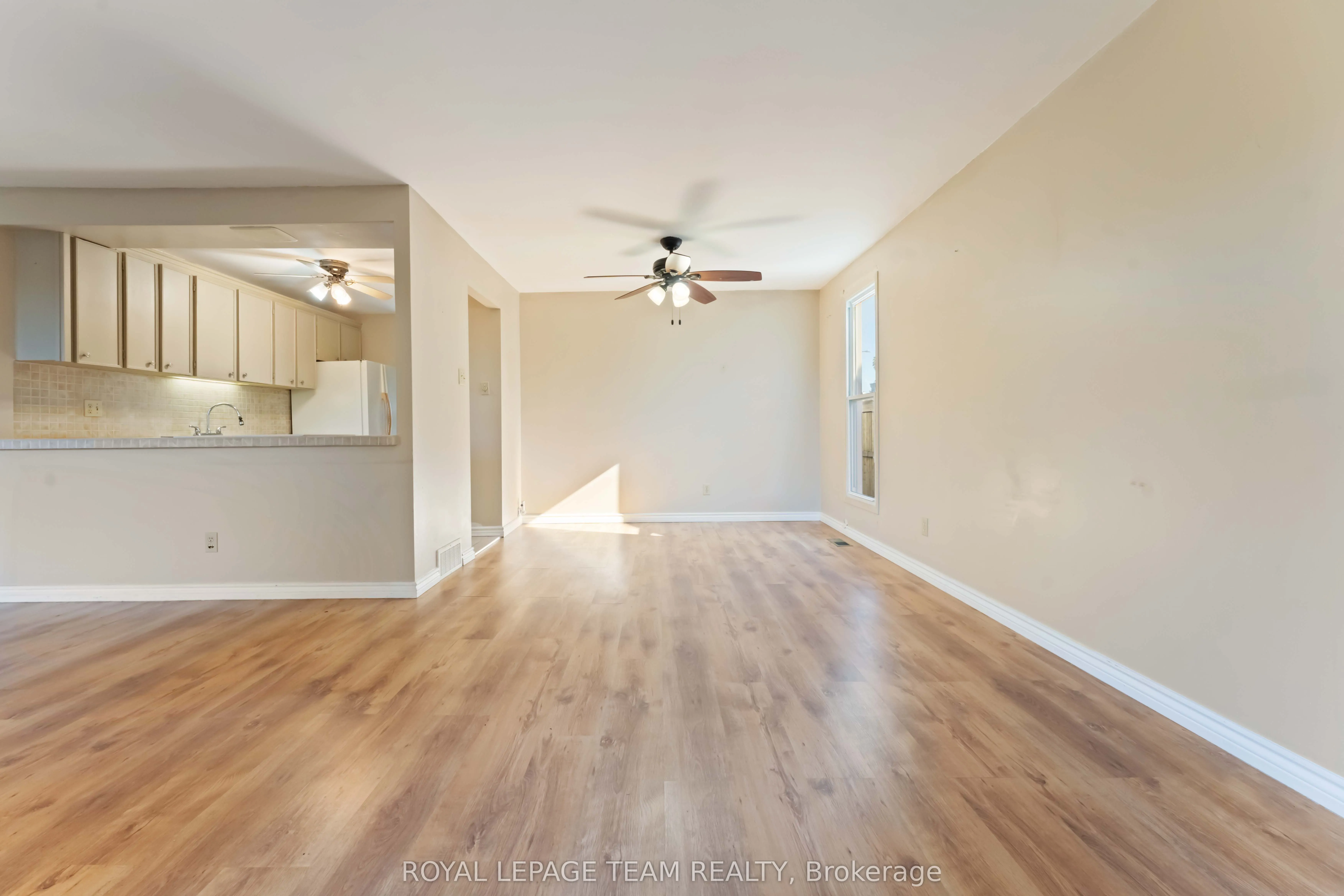 1094 Alenmede Crescent