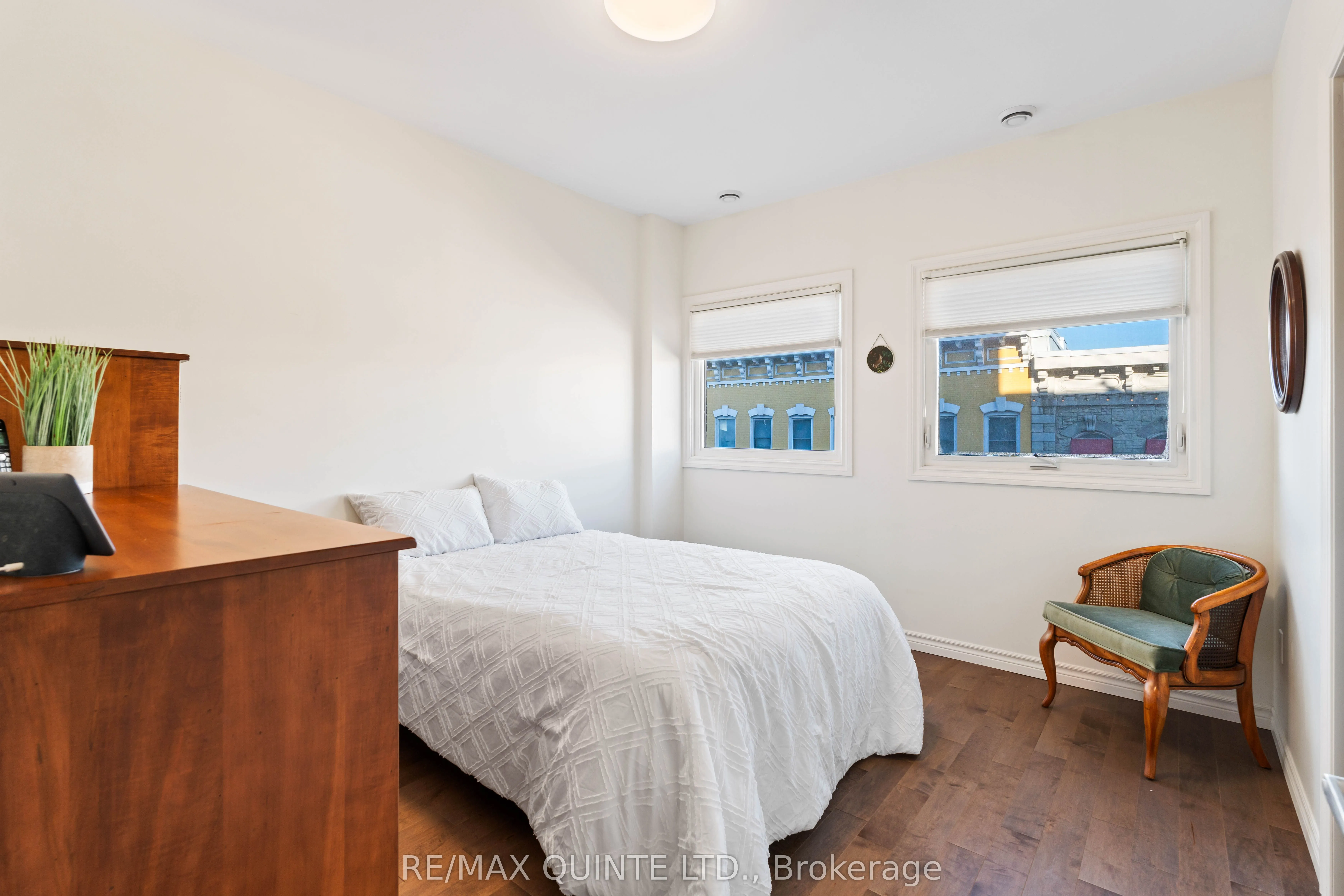 199 Front Street, #303