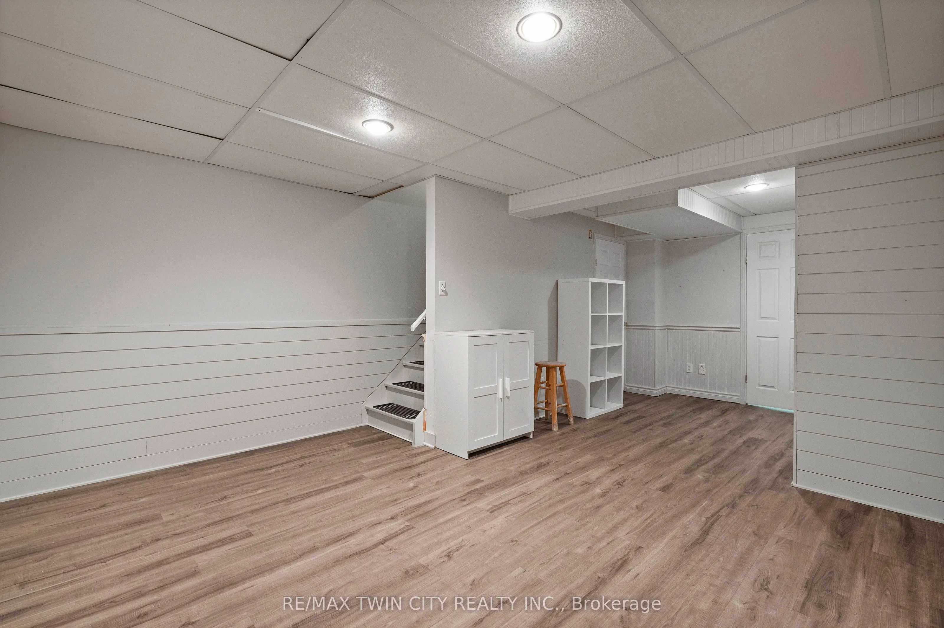 465 Woolwich Street N, #32