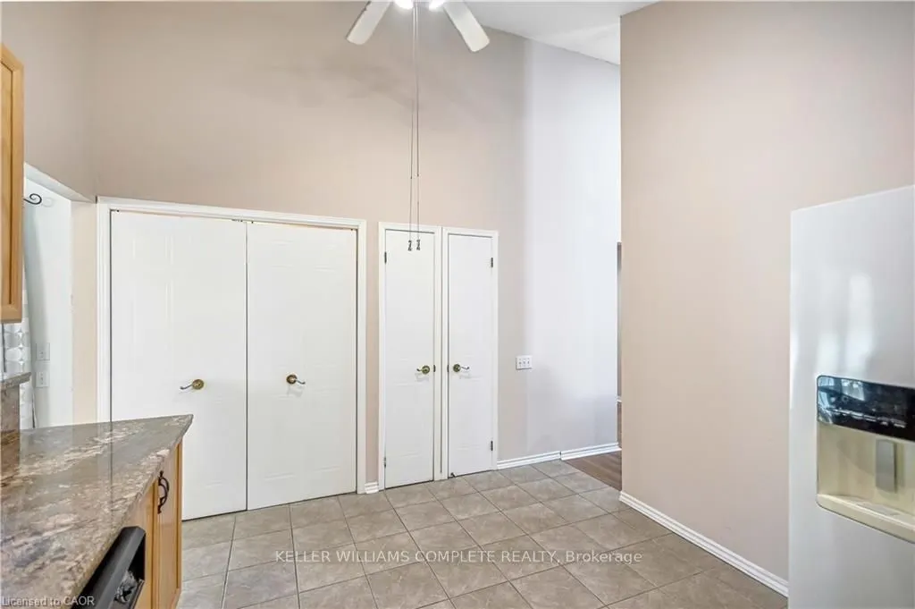 375 SILVERBIRCH Boulevard, #33