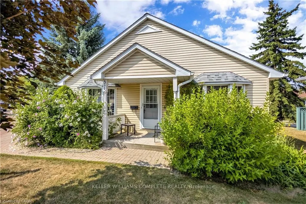 375 SILVERBIRCH Boulevard, #33