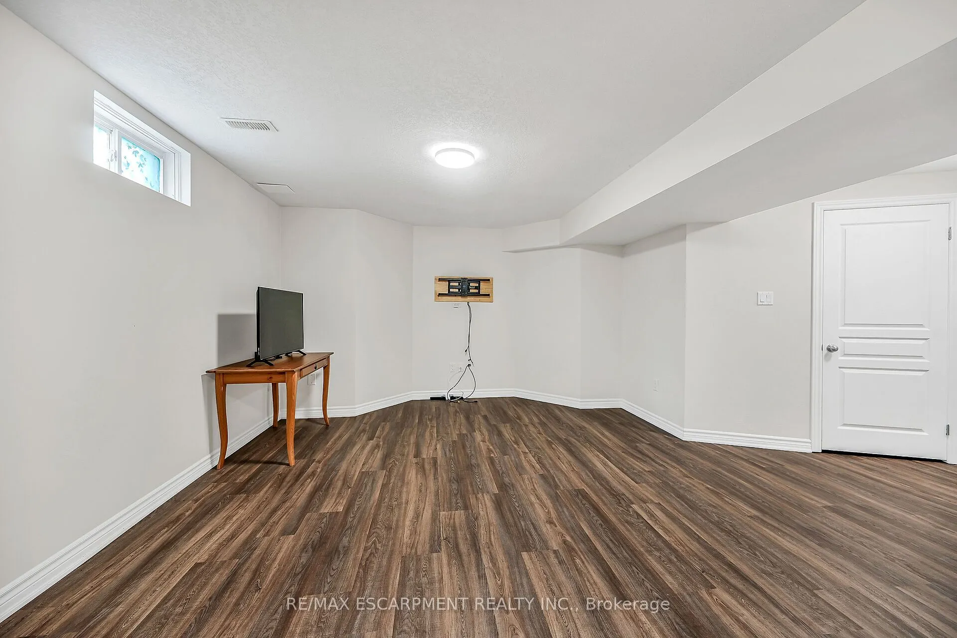 99 Panabaker Drive, #8