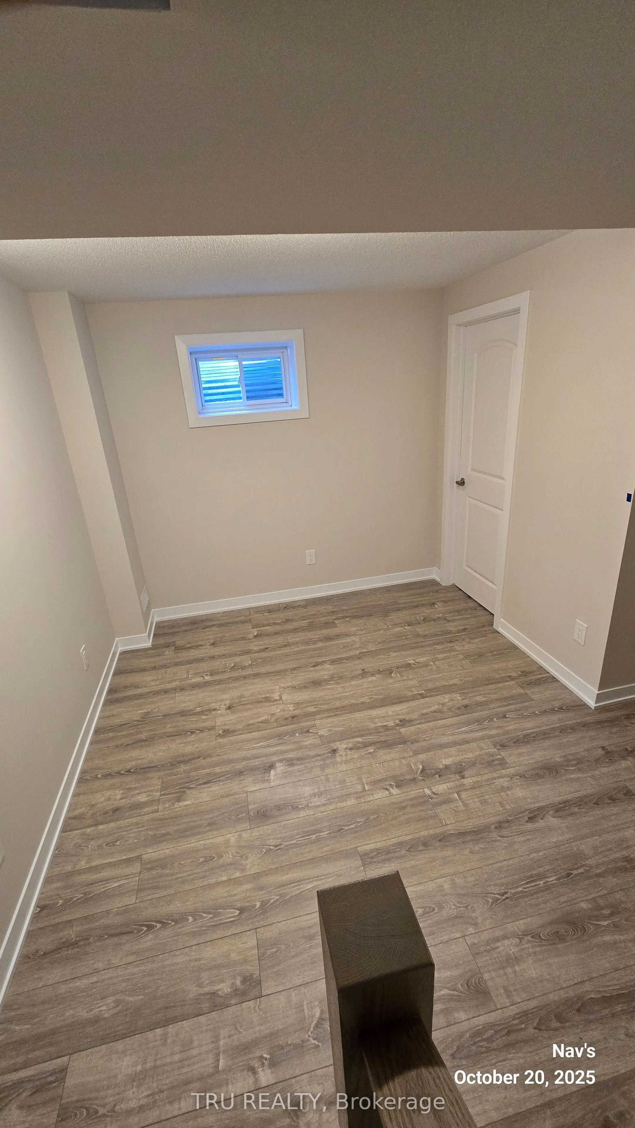 887 Andesite Terrace