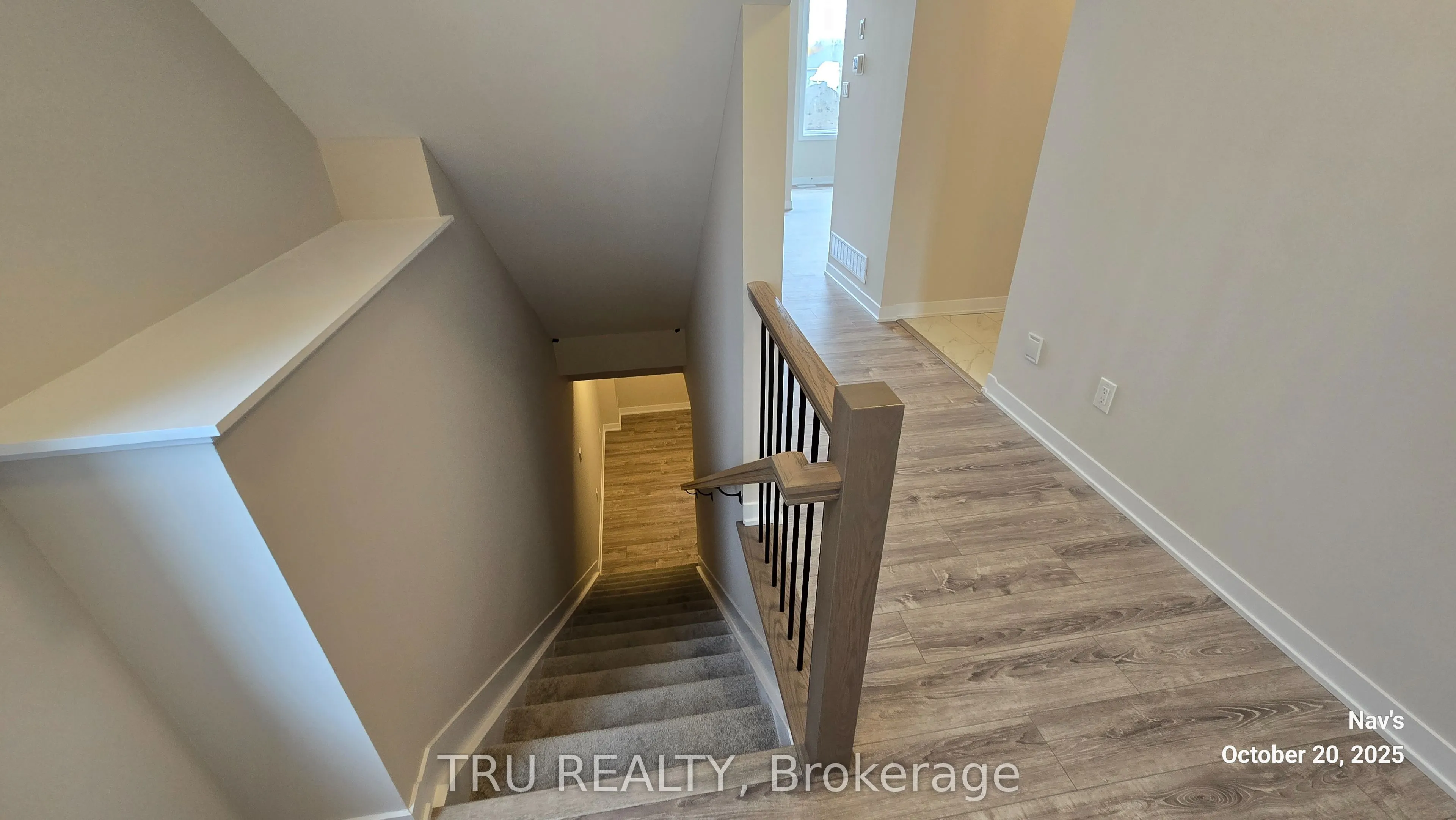 887 Andesite Terrace