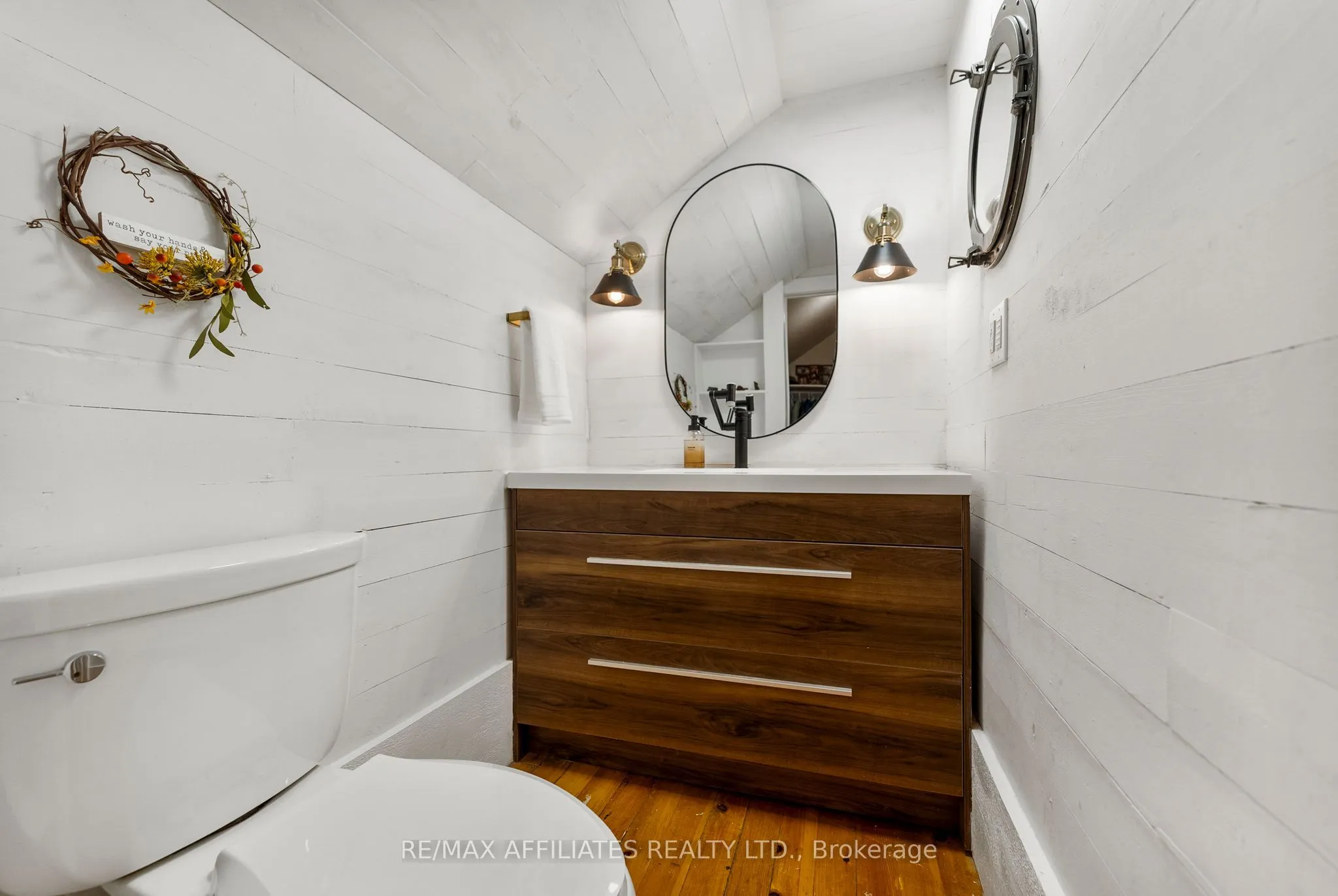 1415 Sheridan Rapids Road