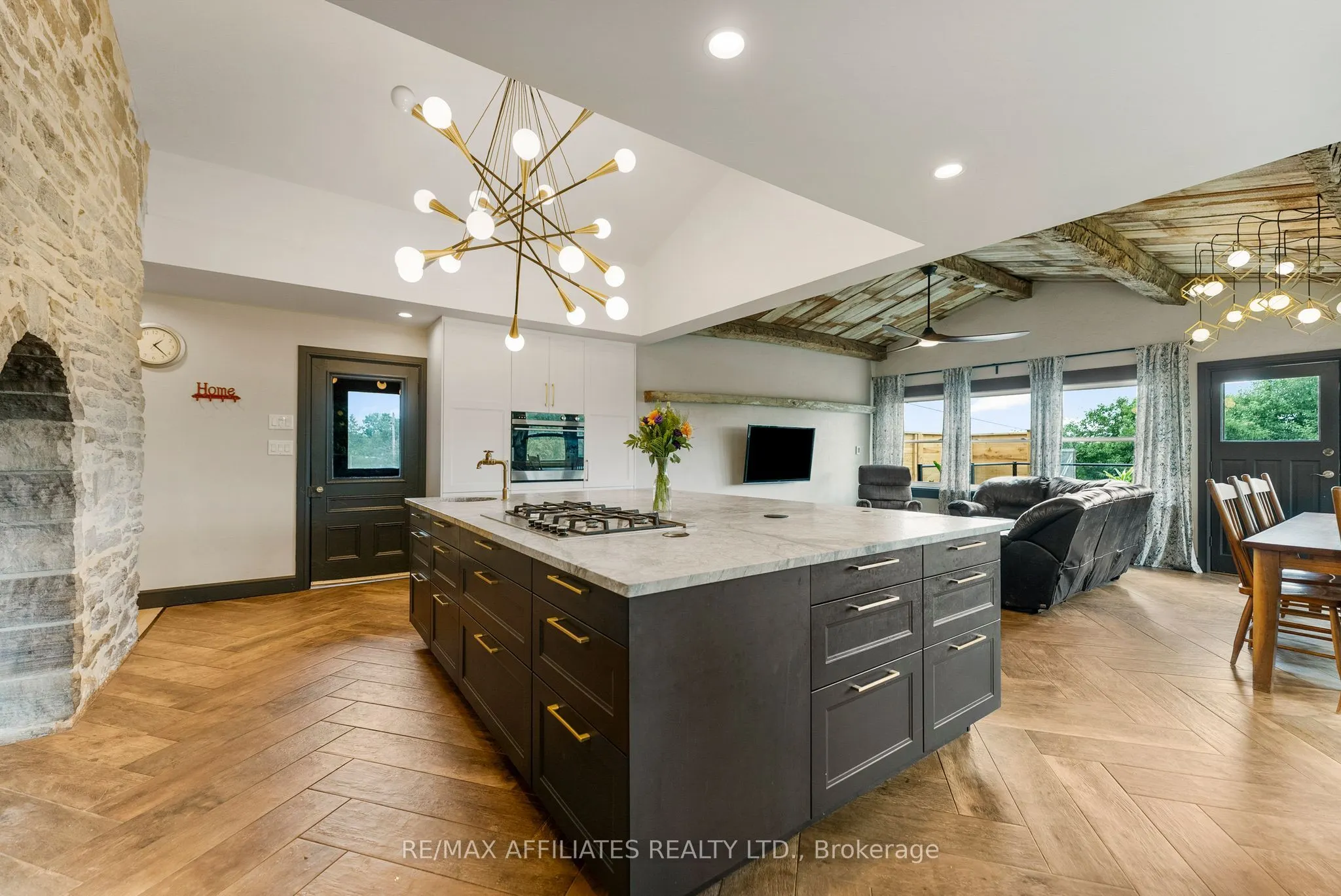 1415 Sheridan Rapids Road