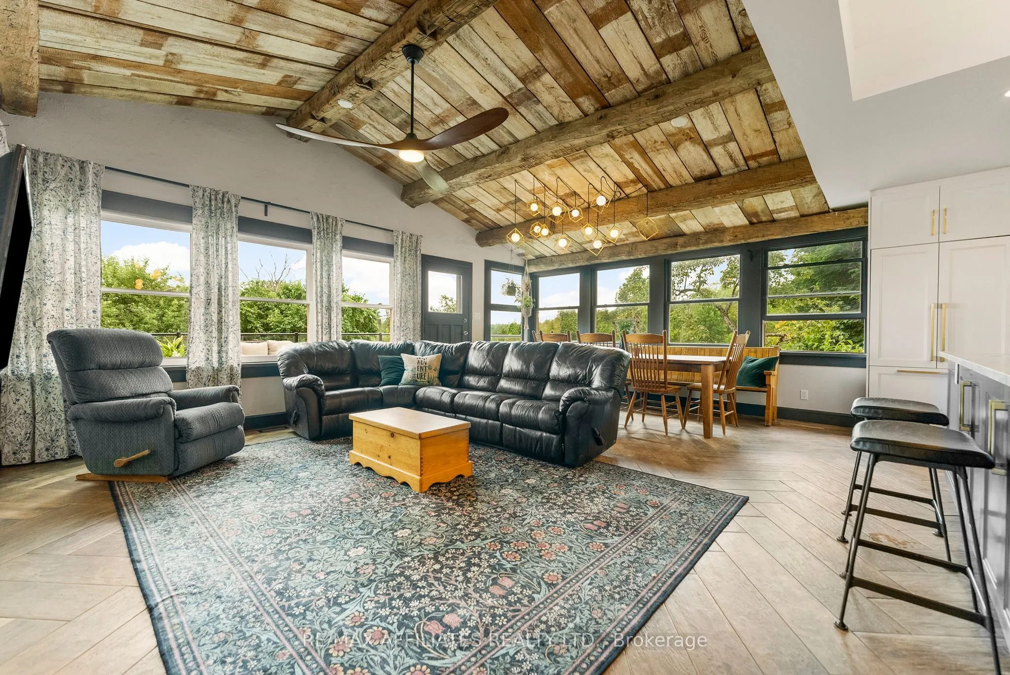 1415 Sheridan Rapids Road