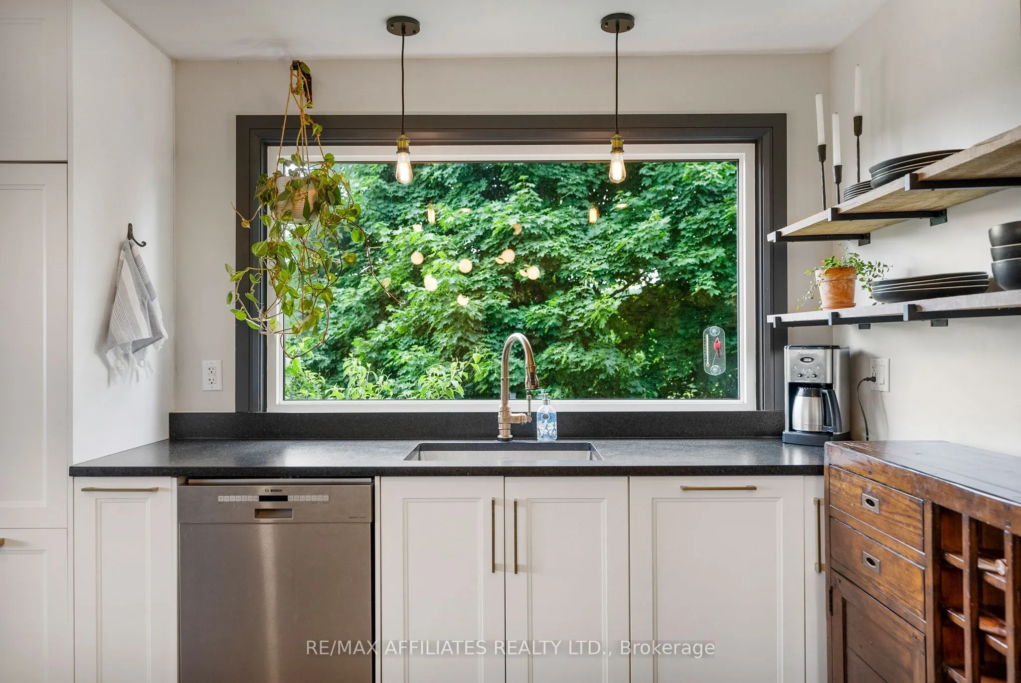 1415 Sheridan Rapids Road