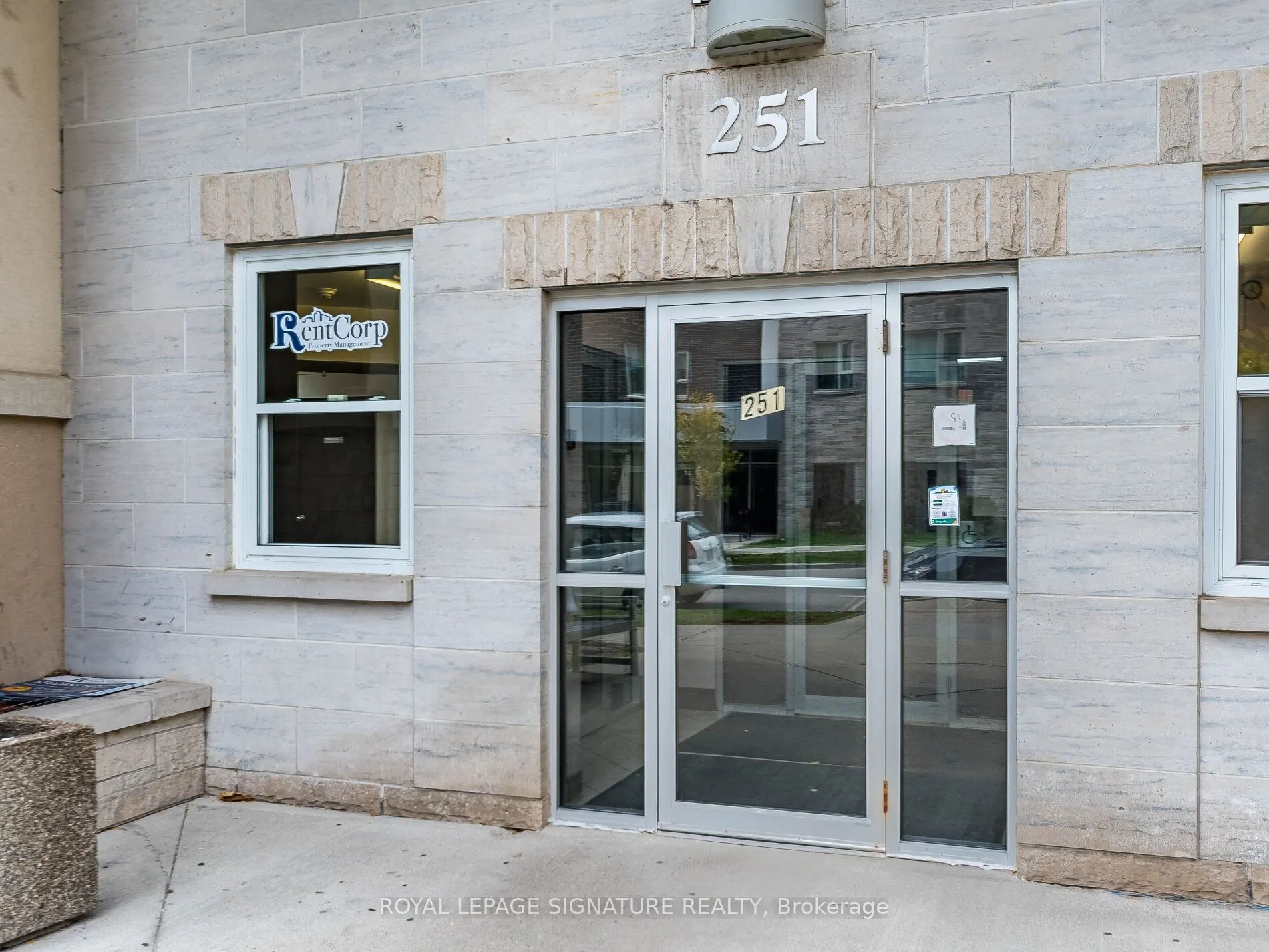 251 Lester Street, #203