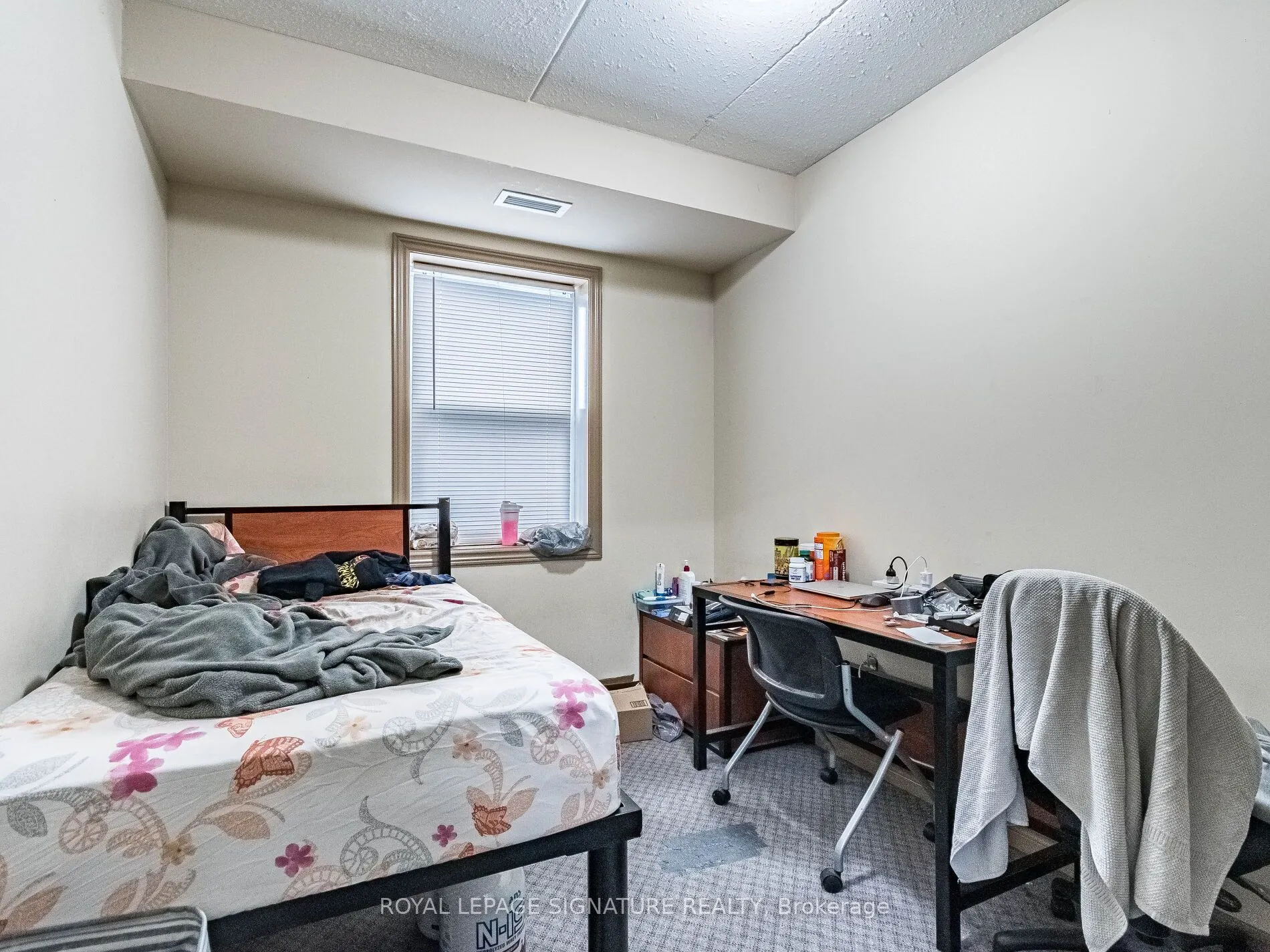 251 Lester Street, #203